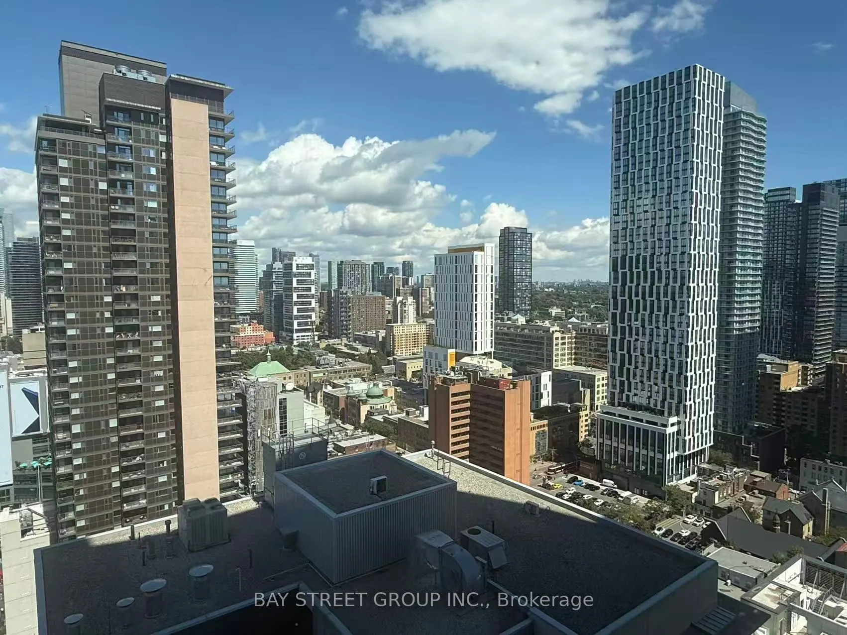 210 Victoria Street, #3011