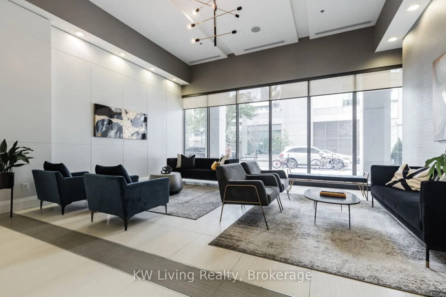19 Grand Trunk Crescent, #3903