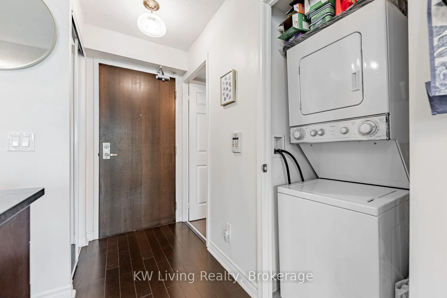 19 Grand Trunk Crescent, #3903