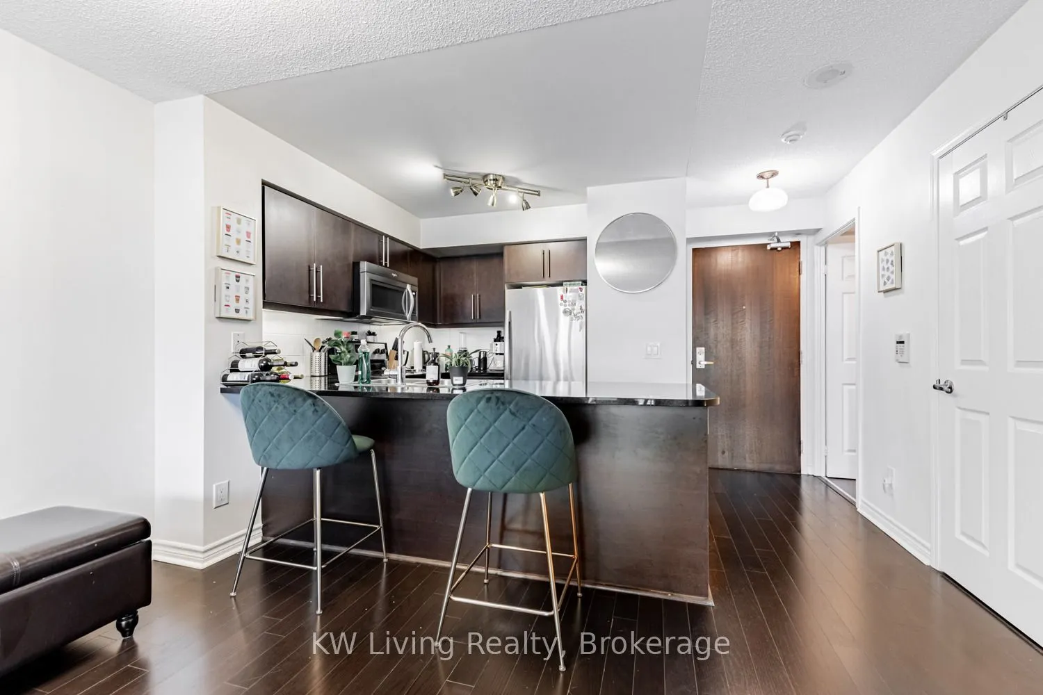 19 Grand Trunk Crescent, #3903
