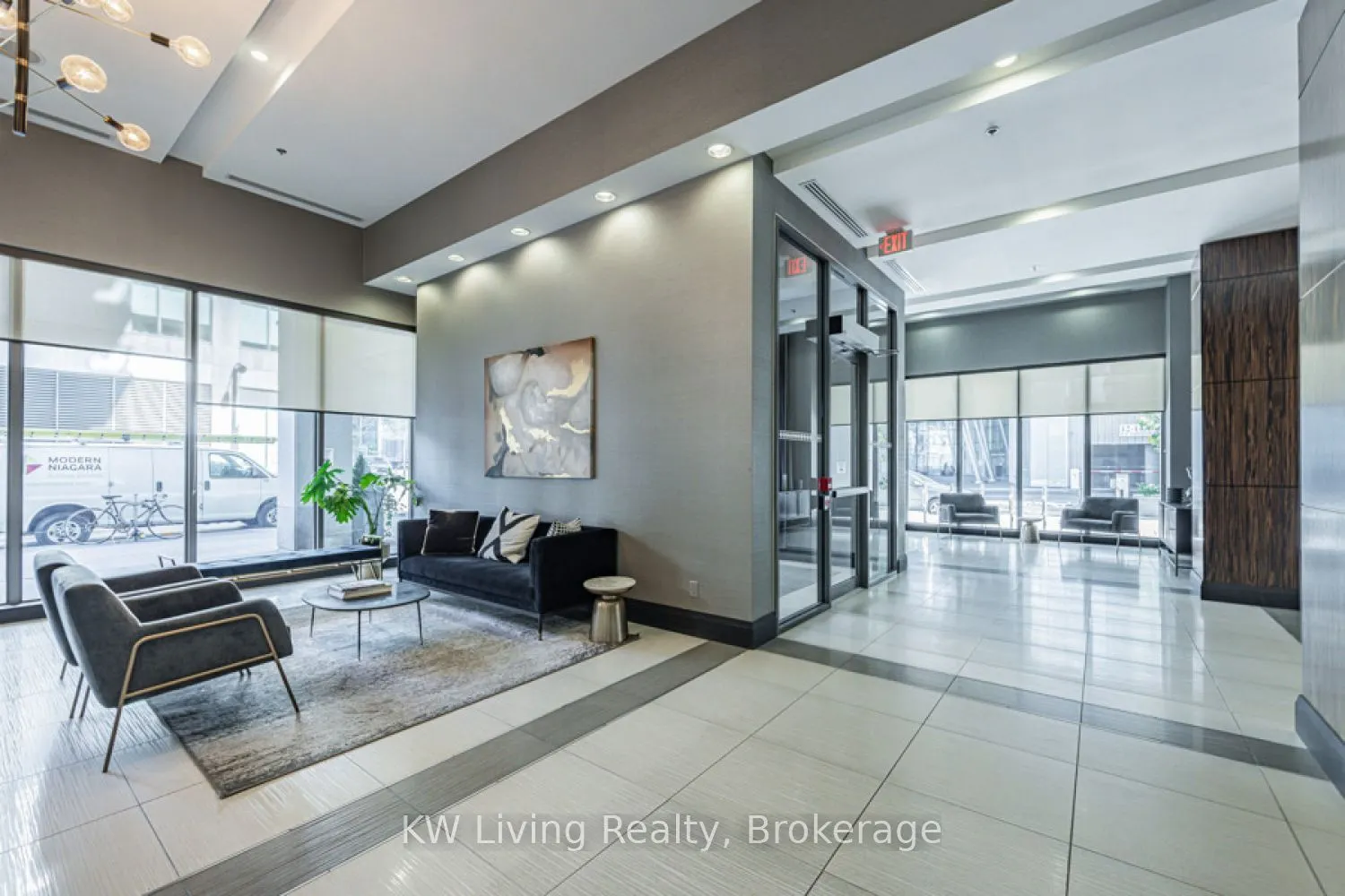 19 Grand Trunk Crescent, #3903
