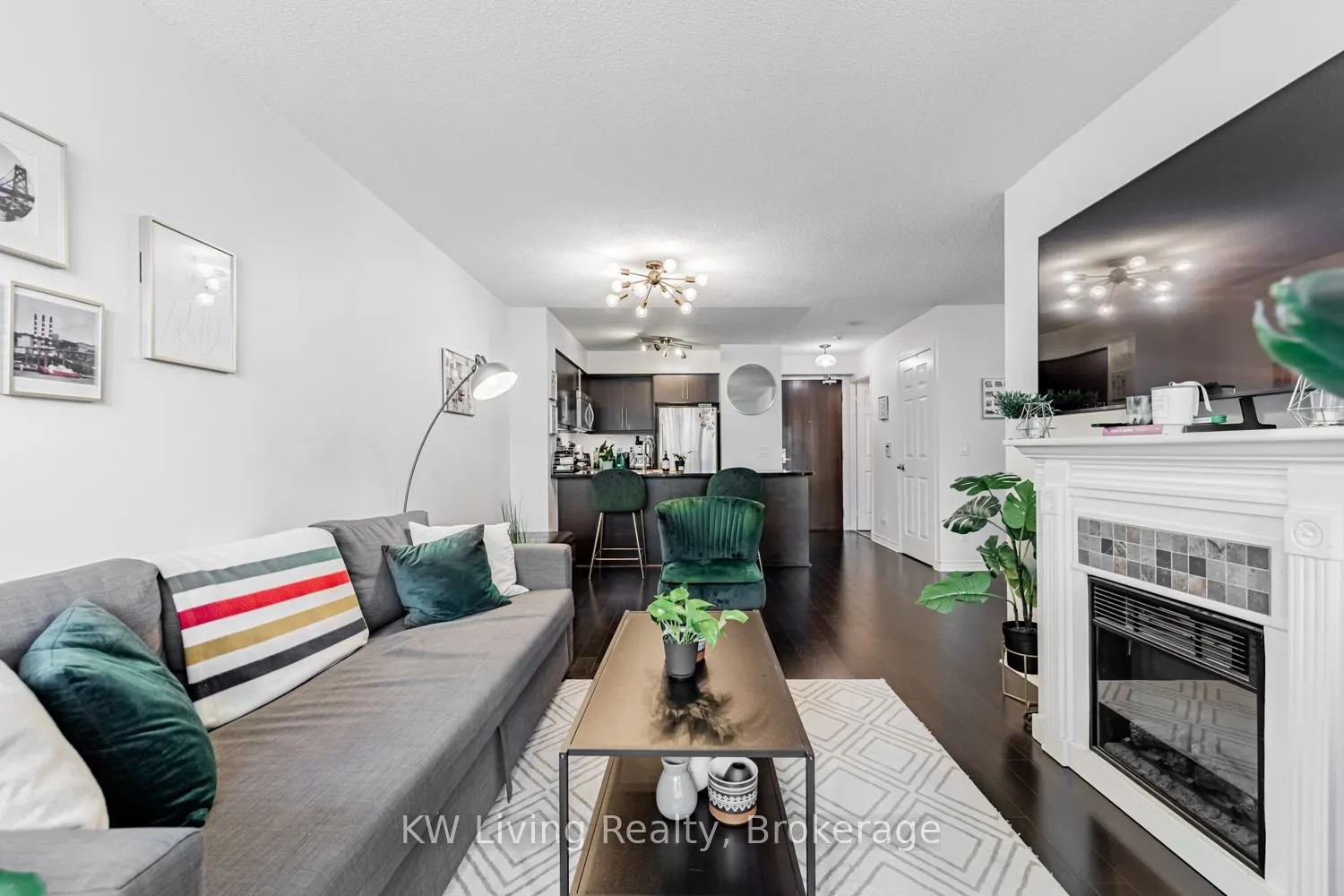 19 Grand Trunk Crescent, #3903