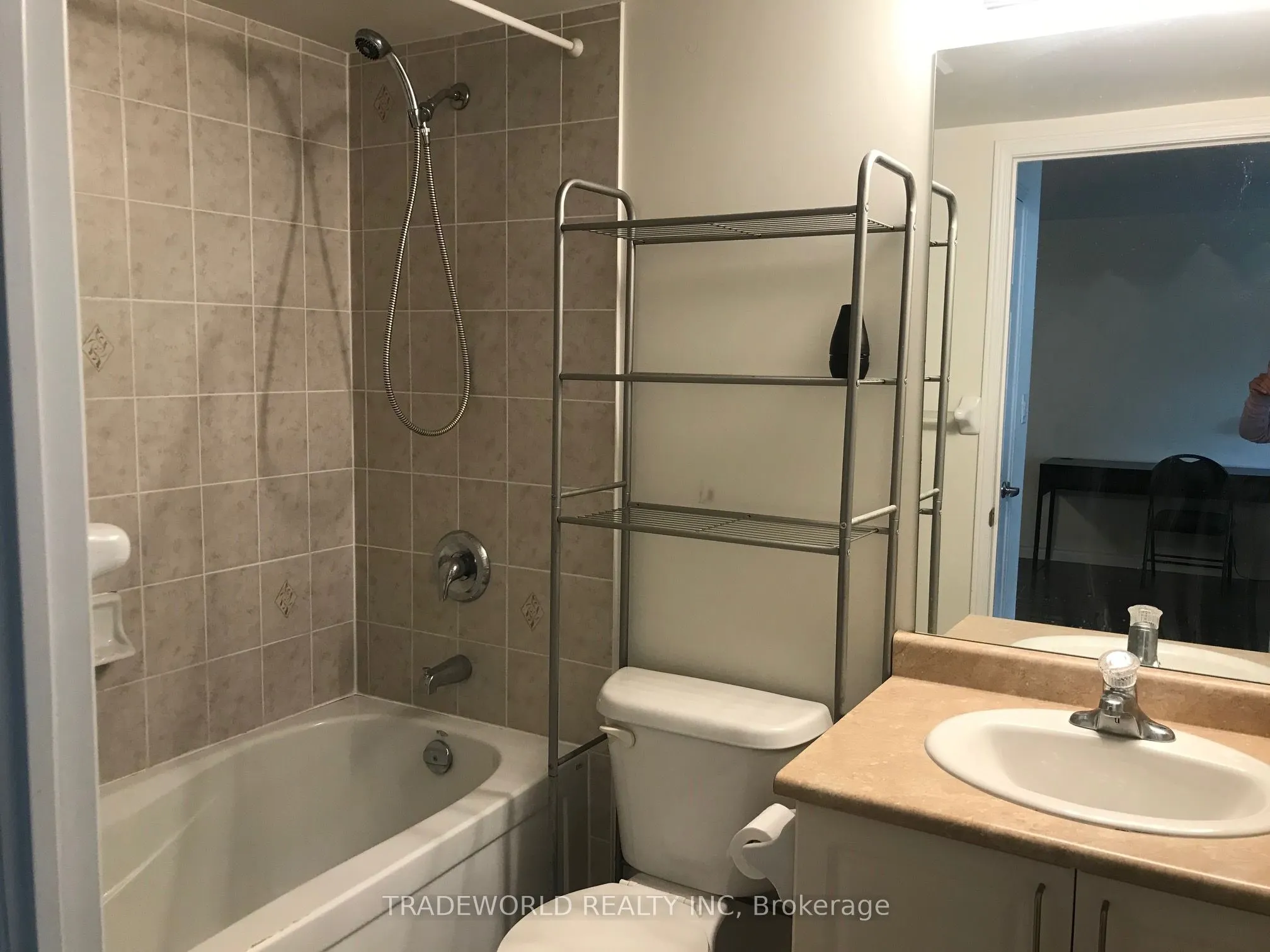 35 Hollywood Avenue, #316