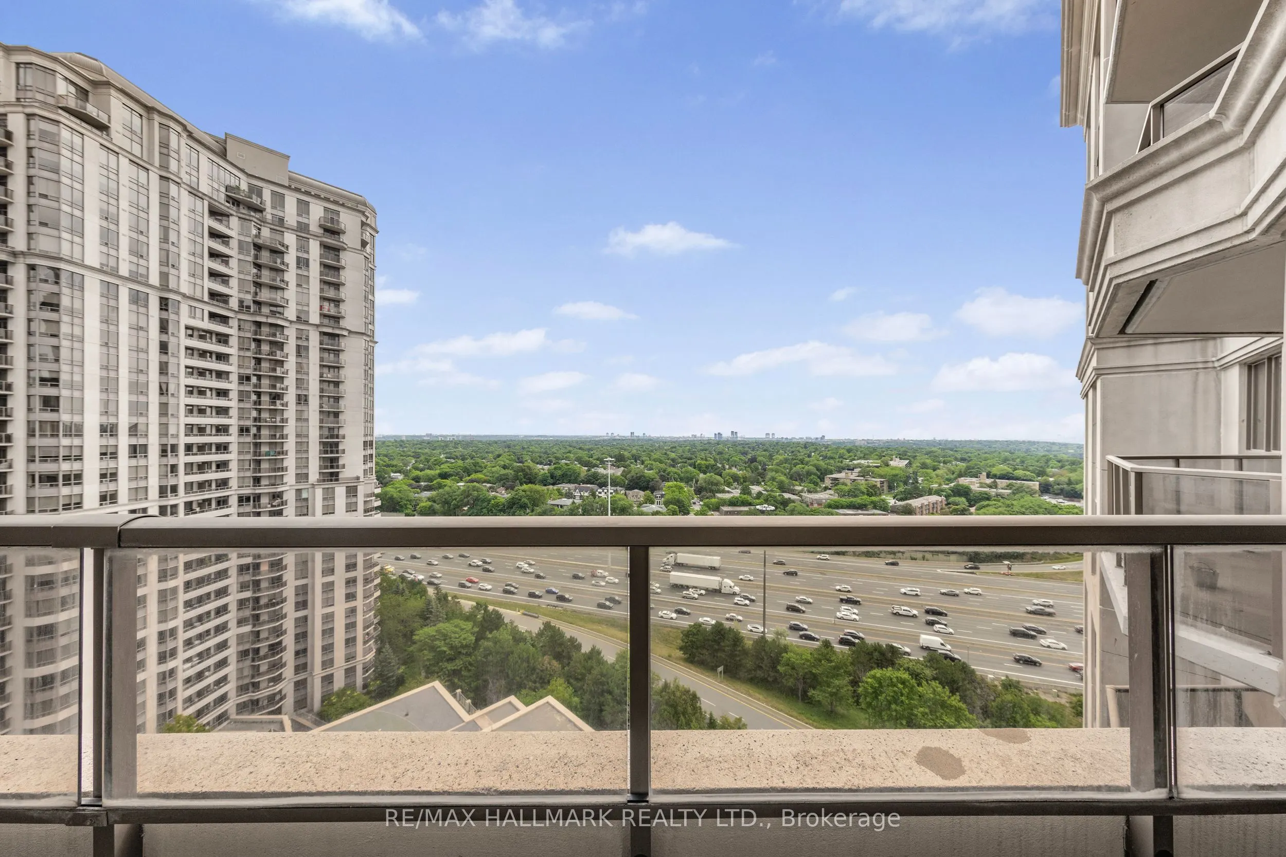 78 Harrison Garden Boulevard, #1805