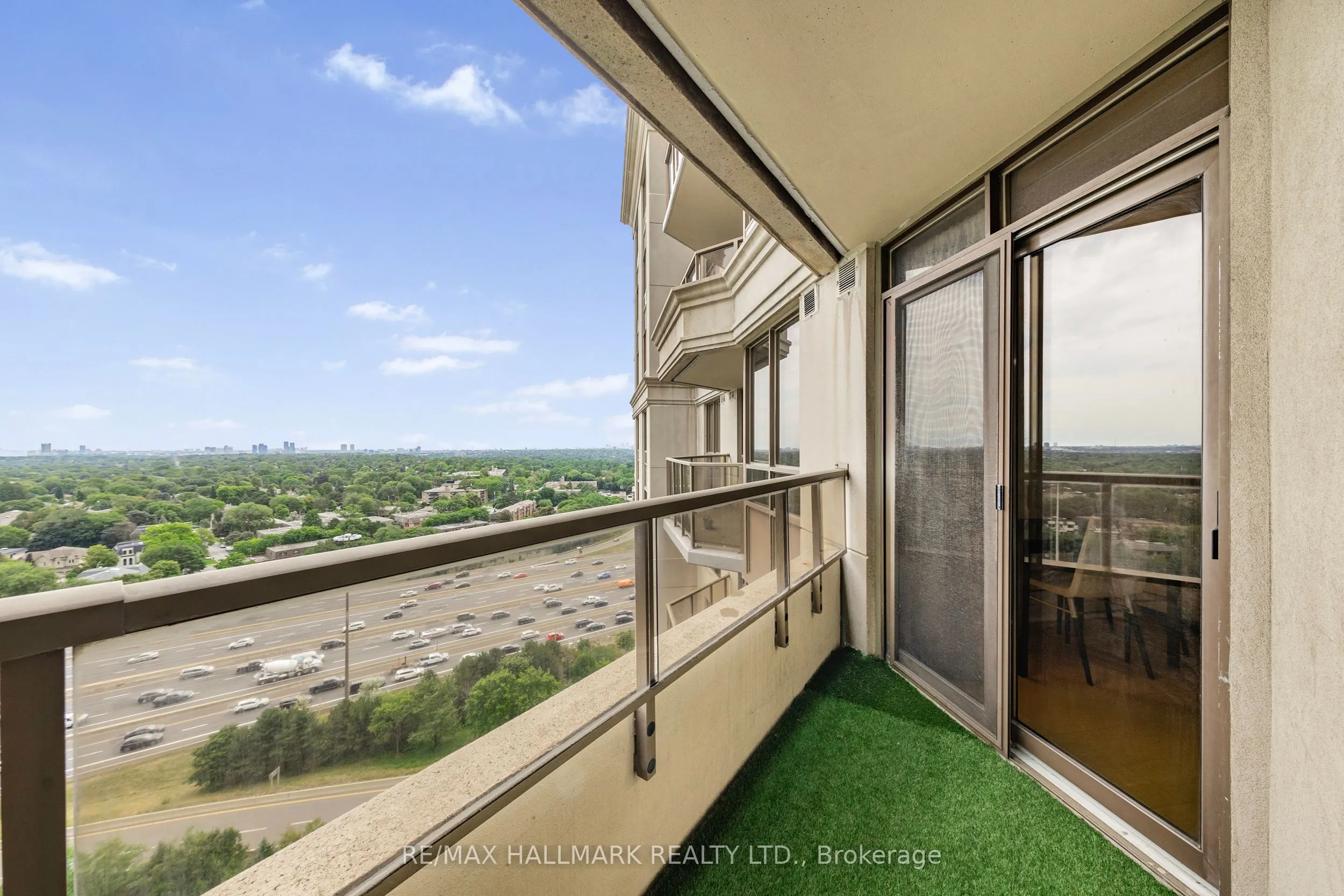 78 Harrison Garden Boulevard, #1805