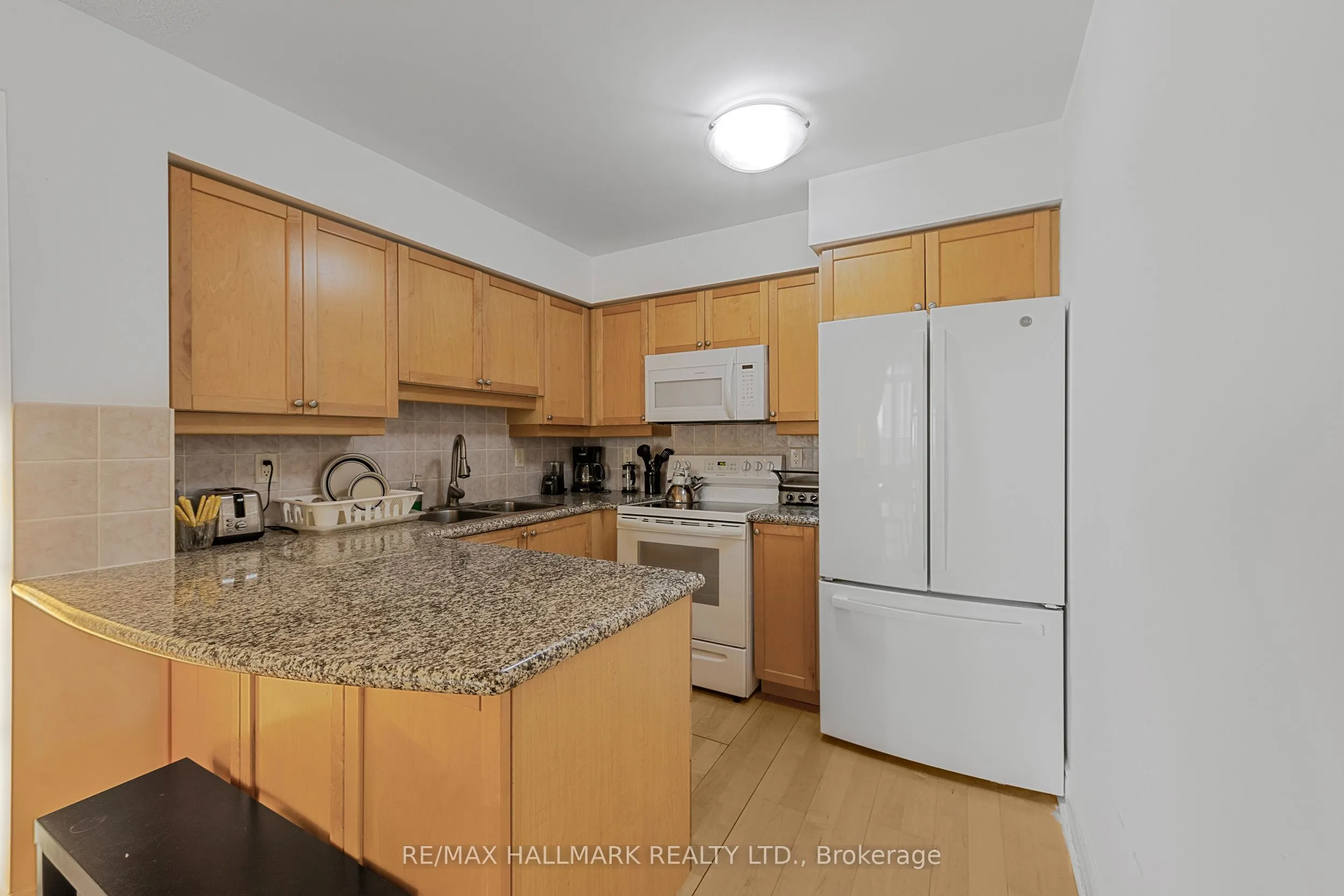 78 Harrison Garden Boulevard, #1805