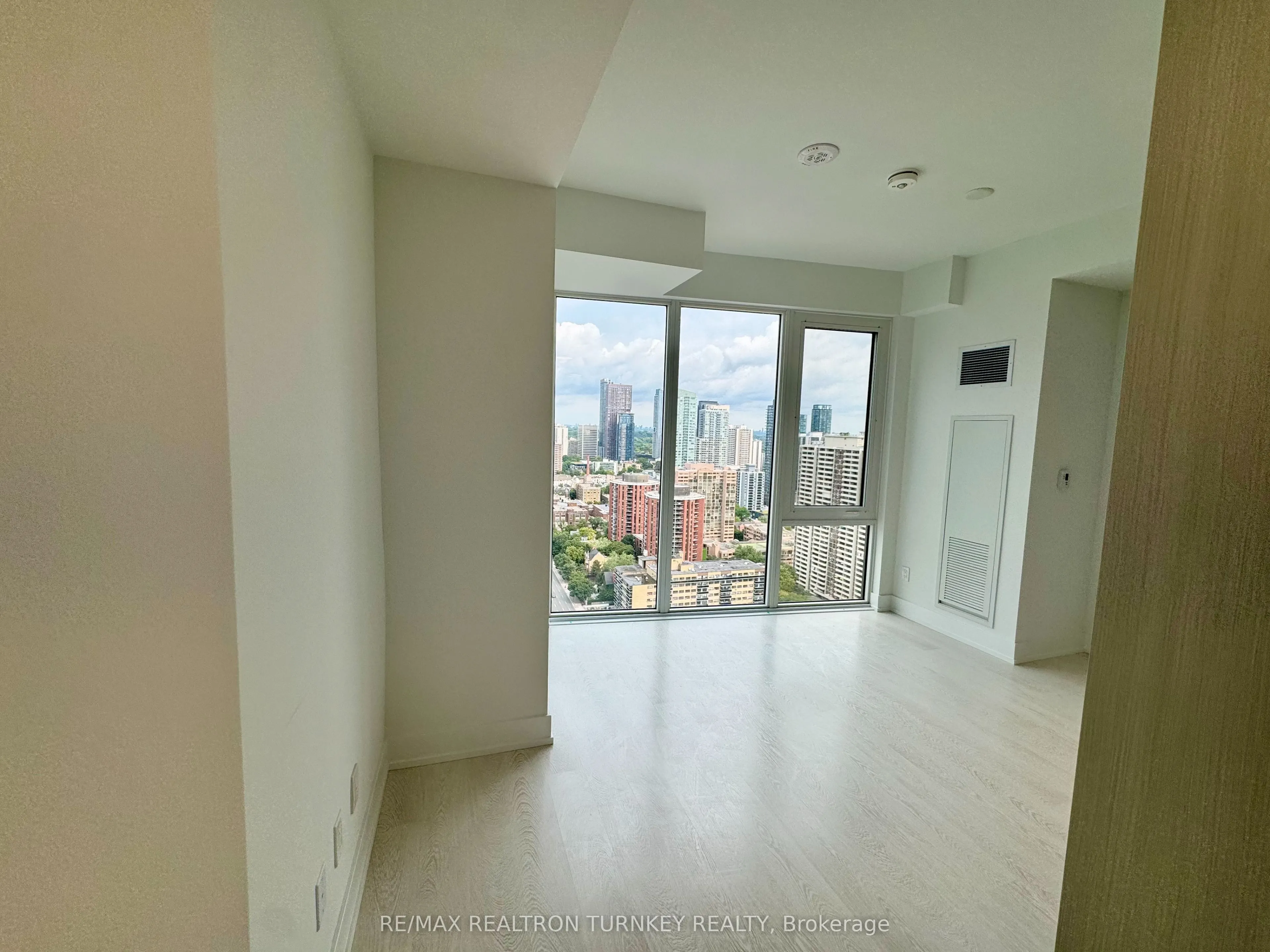 308 Jarvis Street, #3210