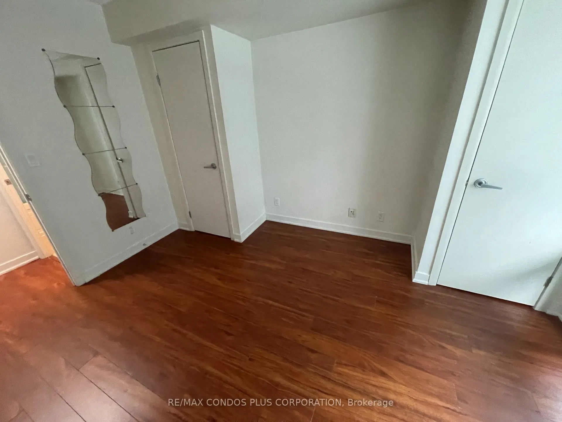 81 Navy Wharf Court, #507