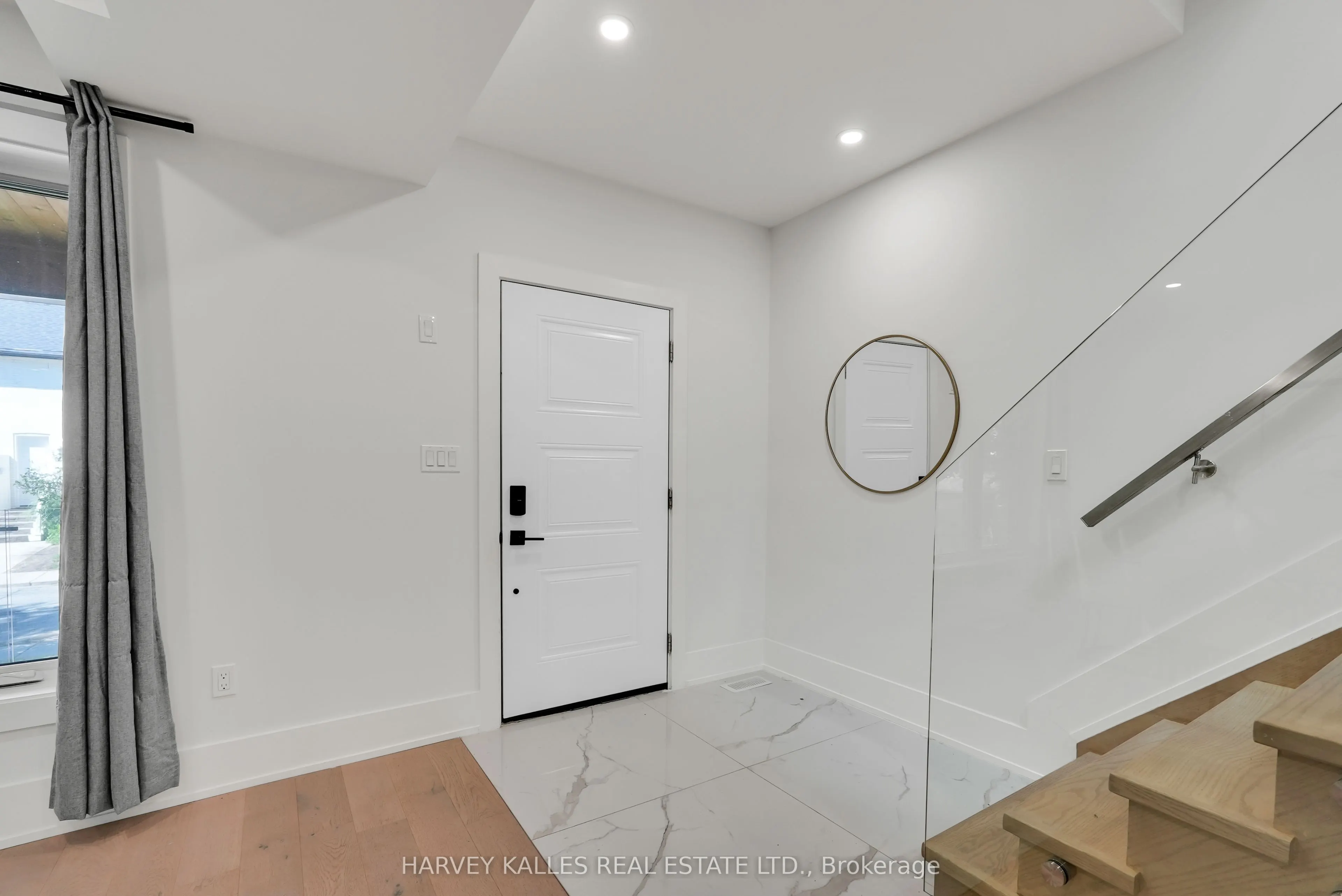 253 Albany Avenue