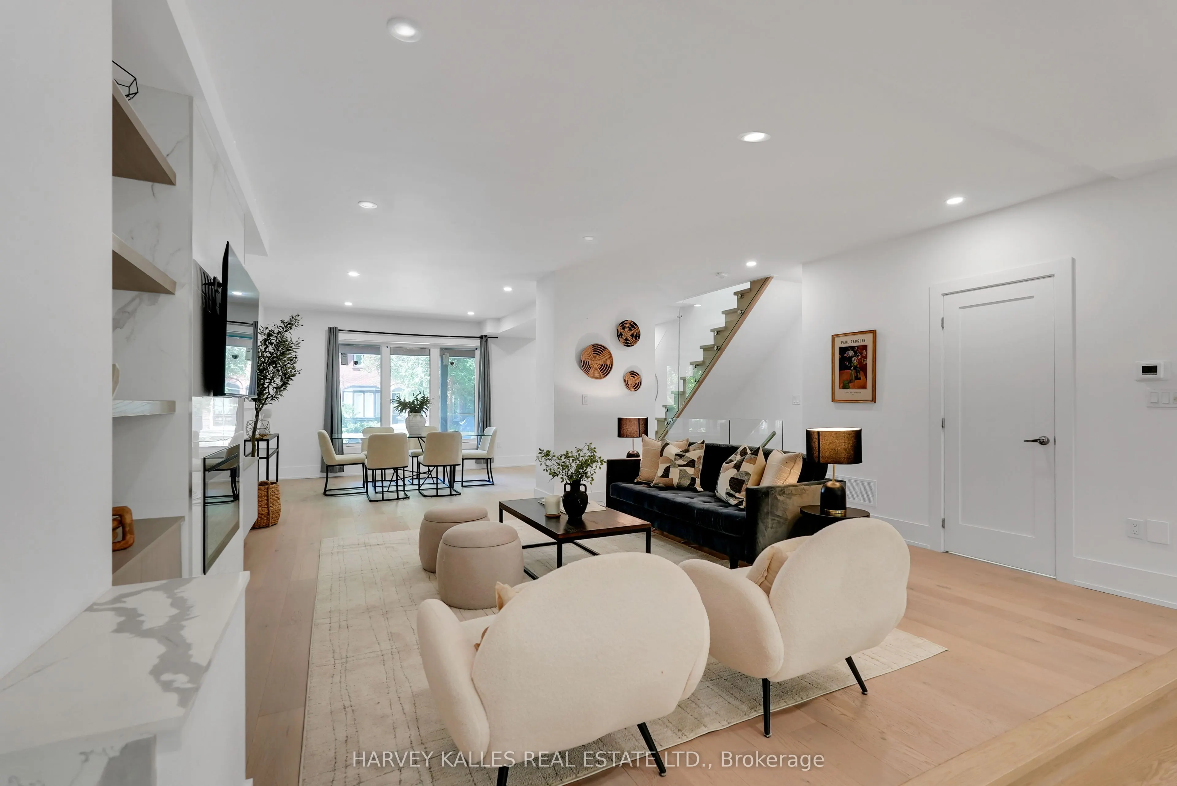 253 Albany Avenue