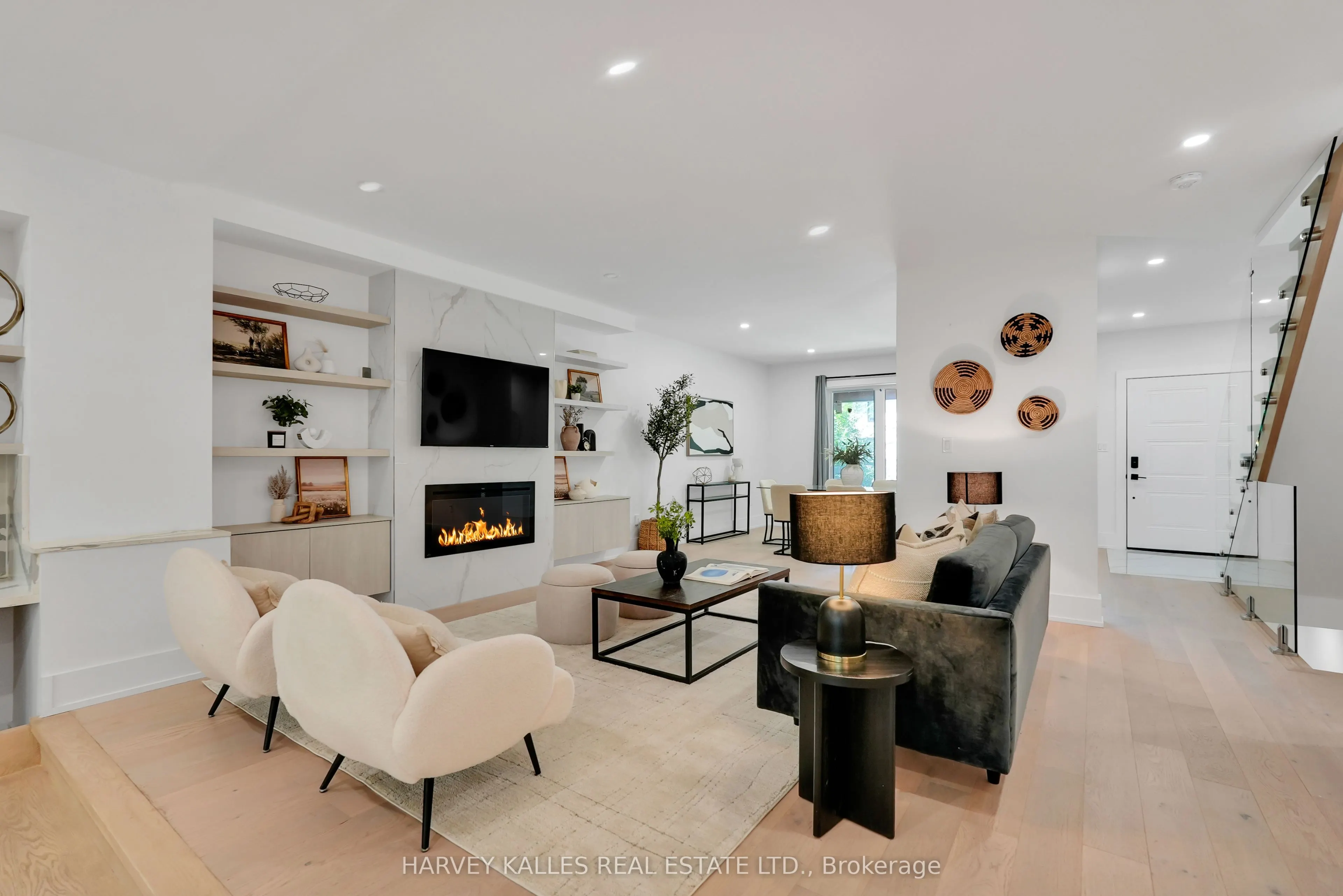 253 Albany Avenue