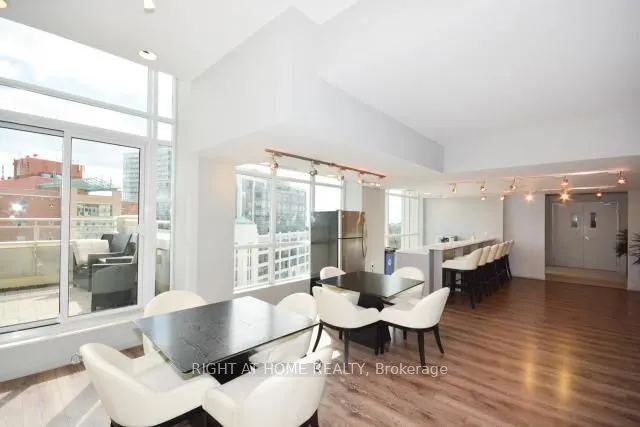 21 Grand Magazine Street, #1102