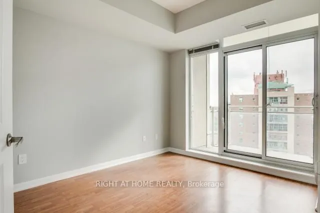 21 Grand Magazine Street, #1102