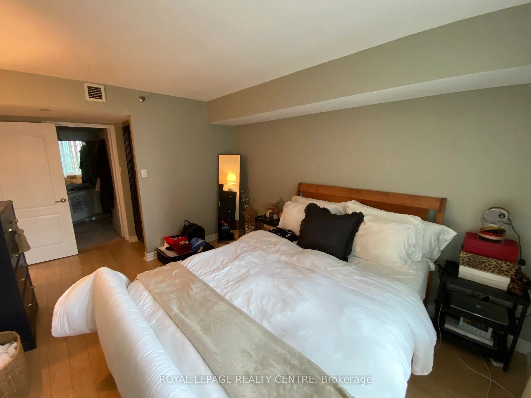 38 Elm Street, #2801