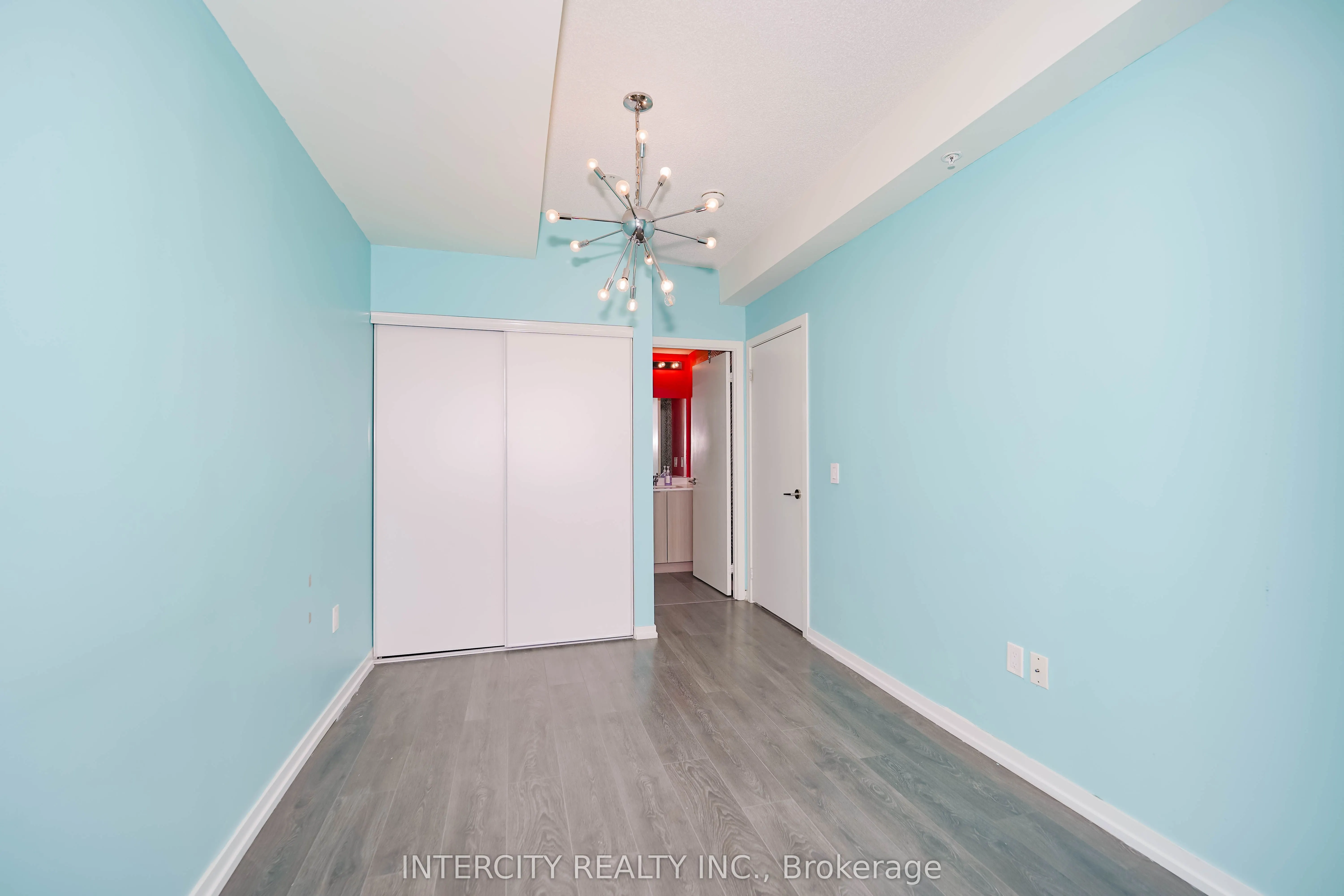 3237 Bayview Avenue, #611