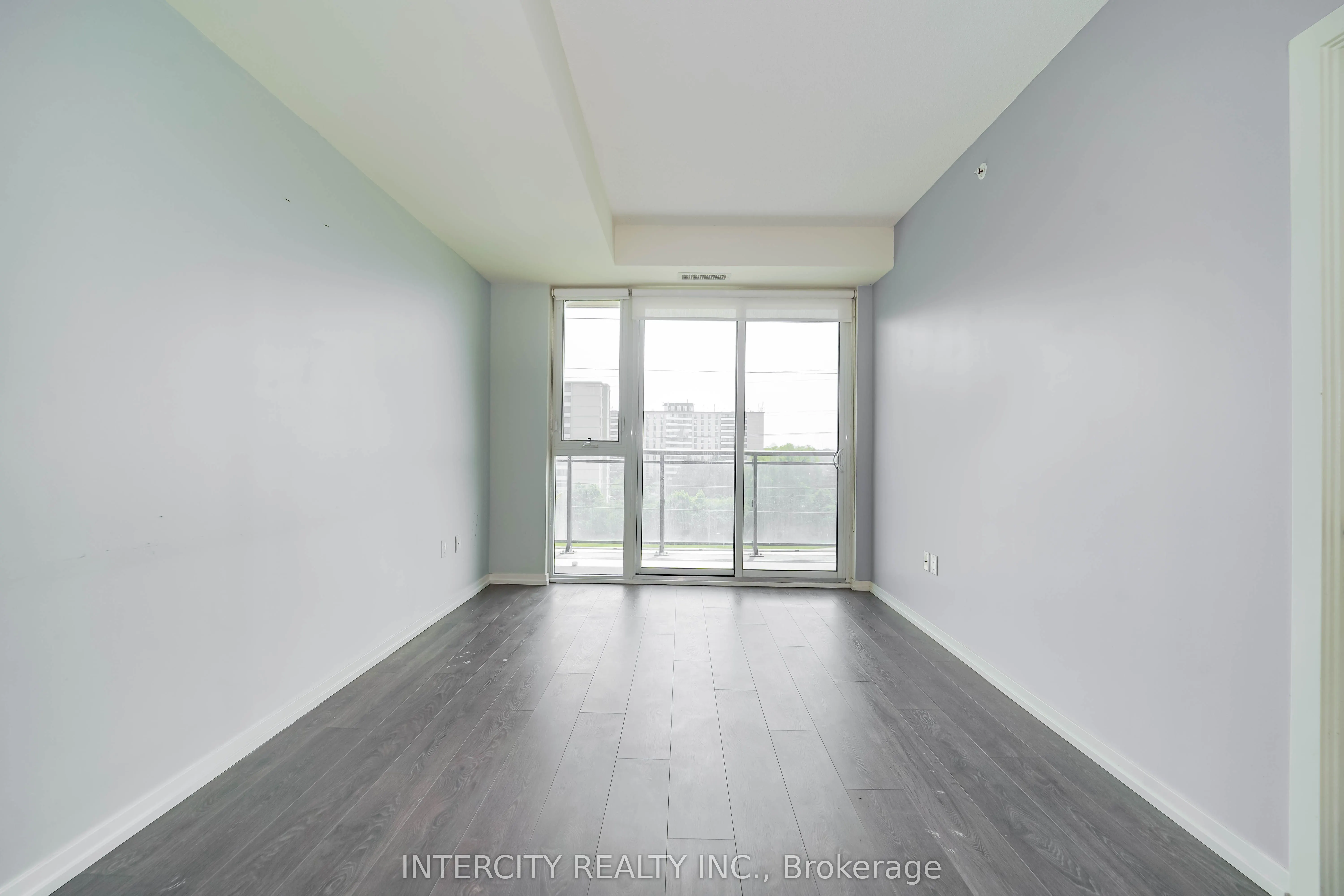 3237 Bayview Avenue, #611