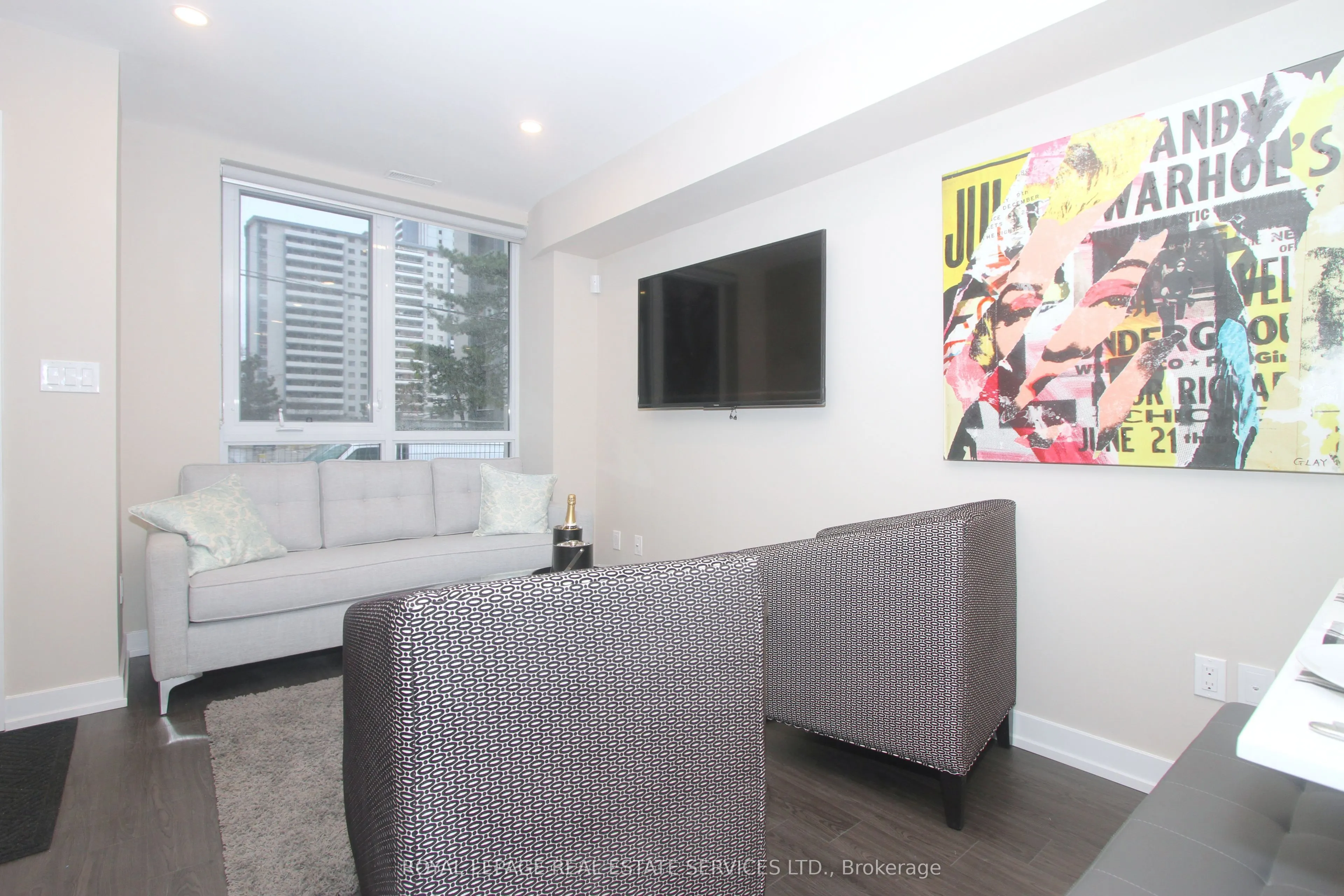 284 Bleecker Street, #284