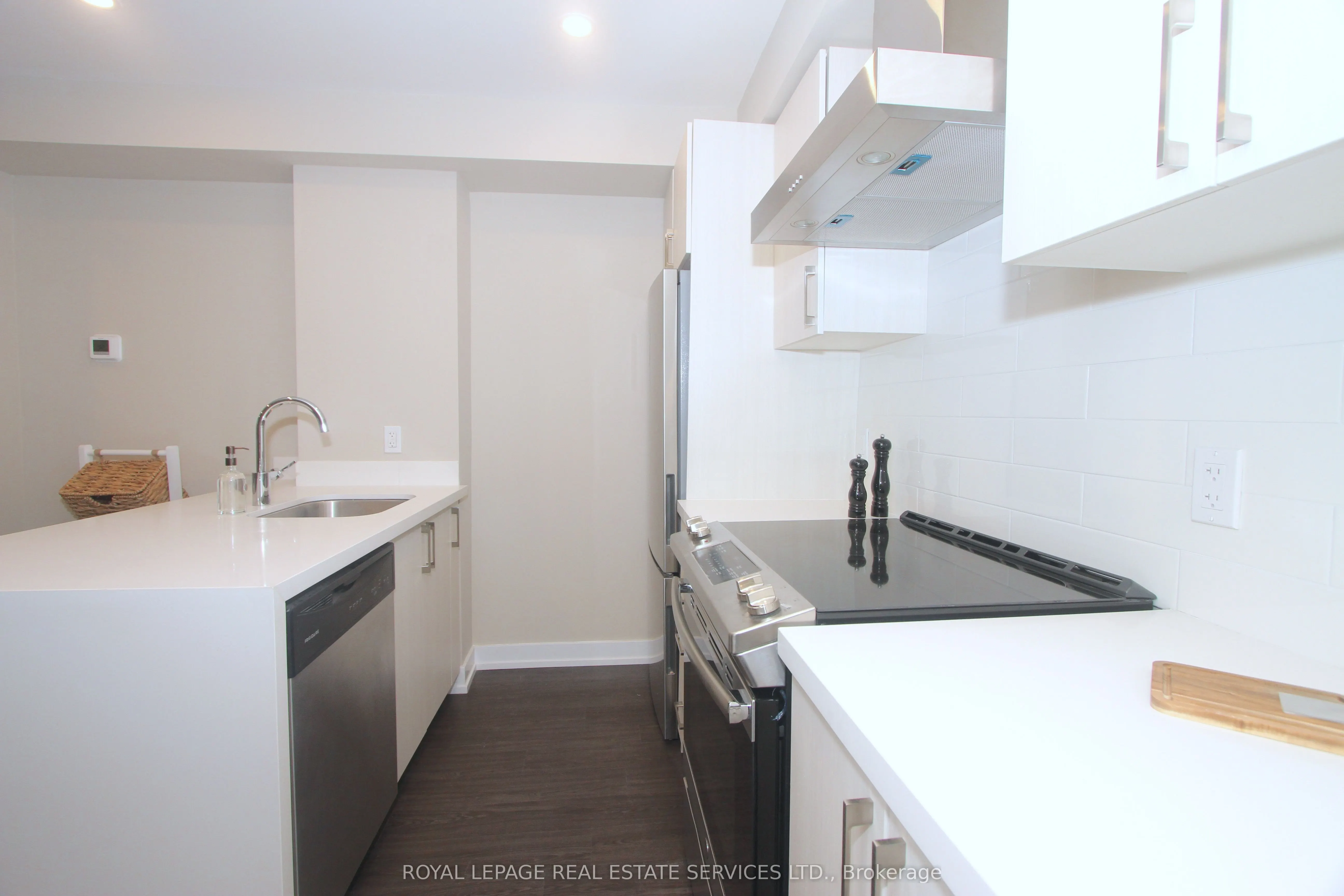 284 Bleecker Street, #284