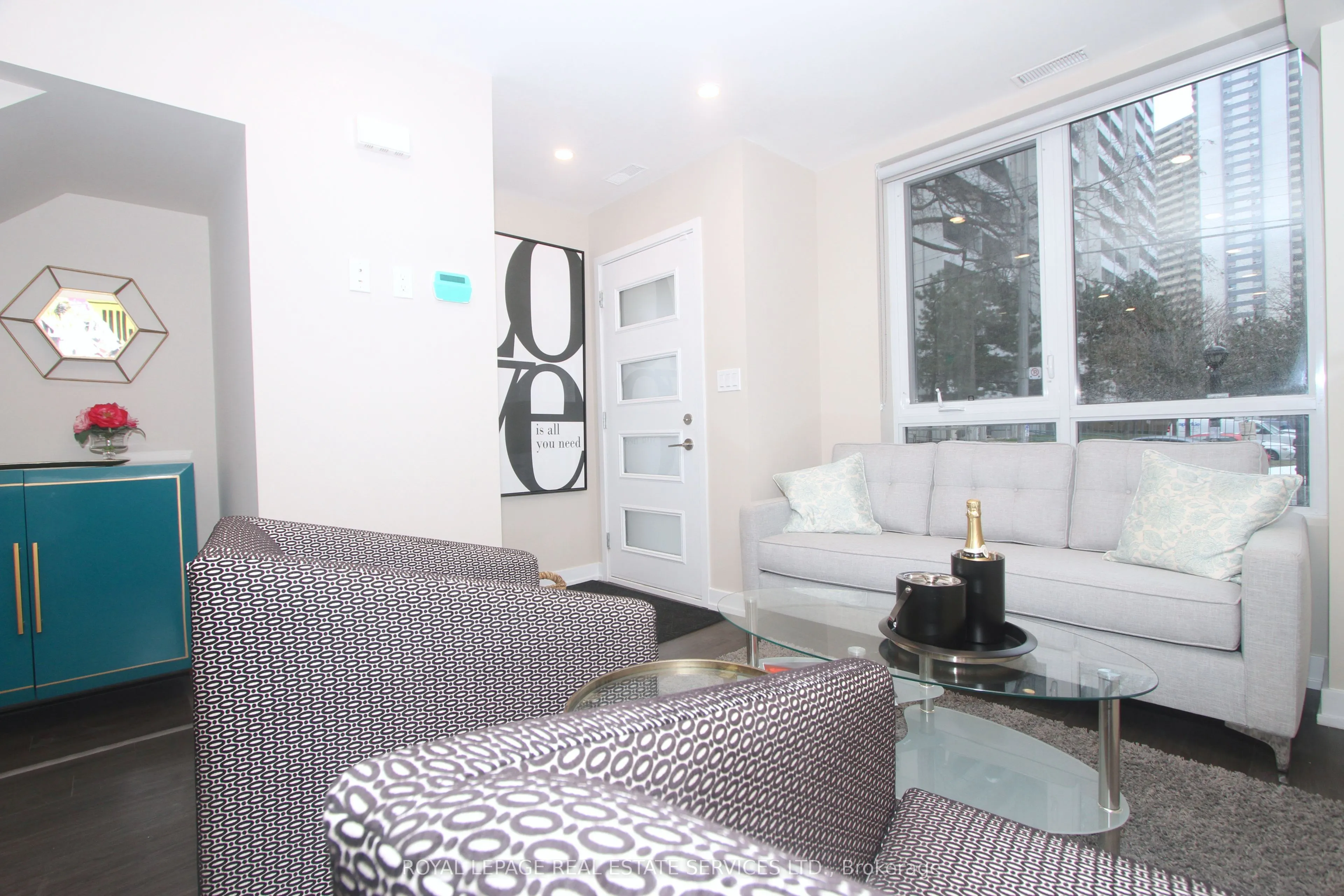 284 Bleecker Street, #284