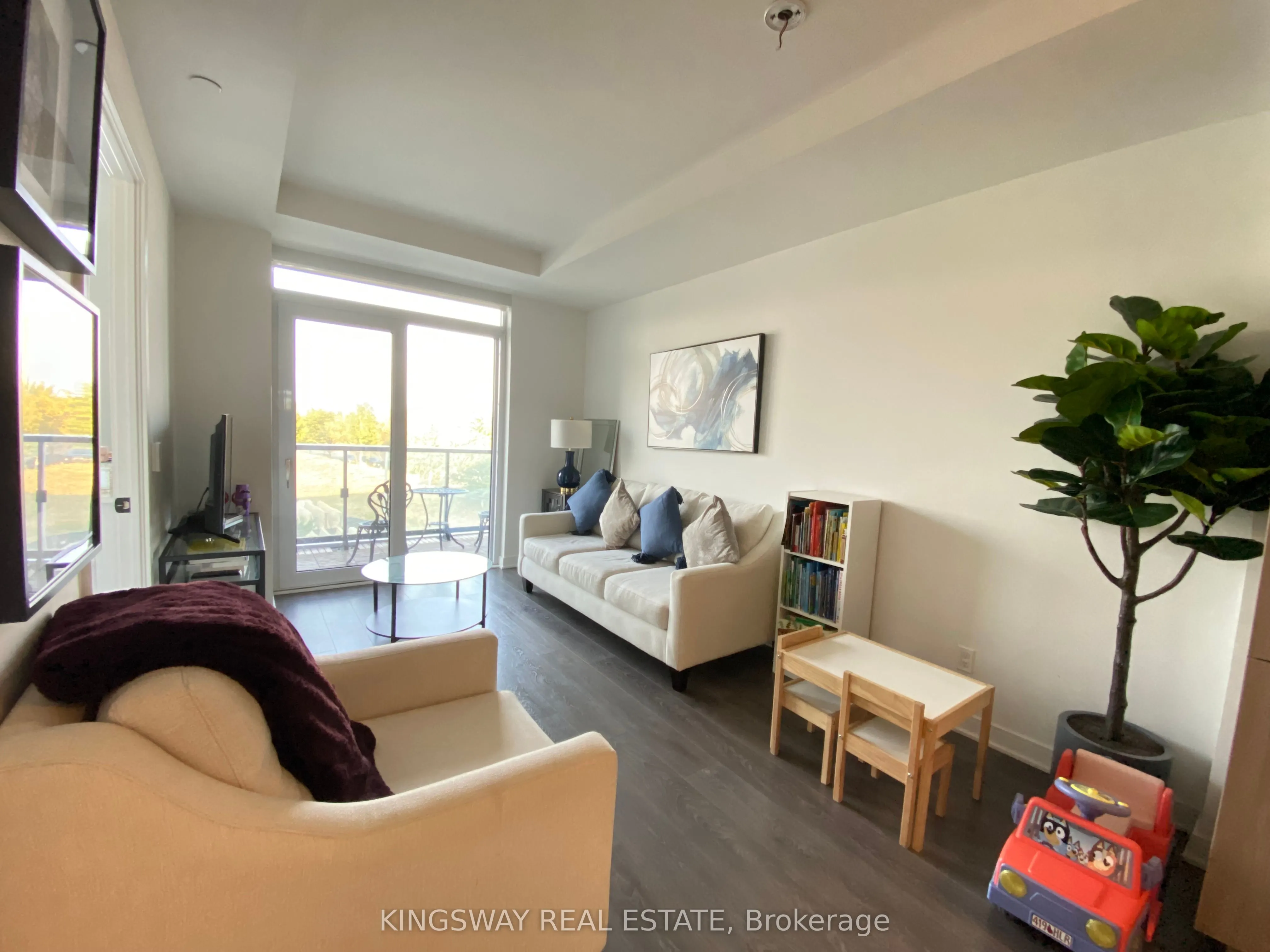 35 Rolling Mills Road E, #S336