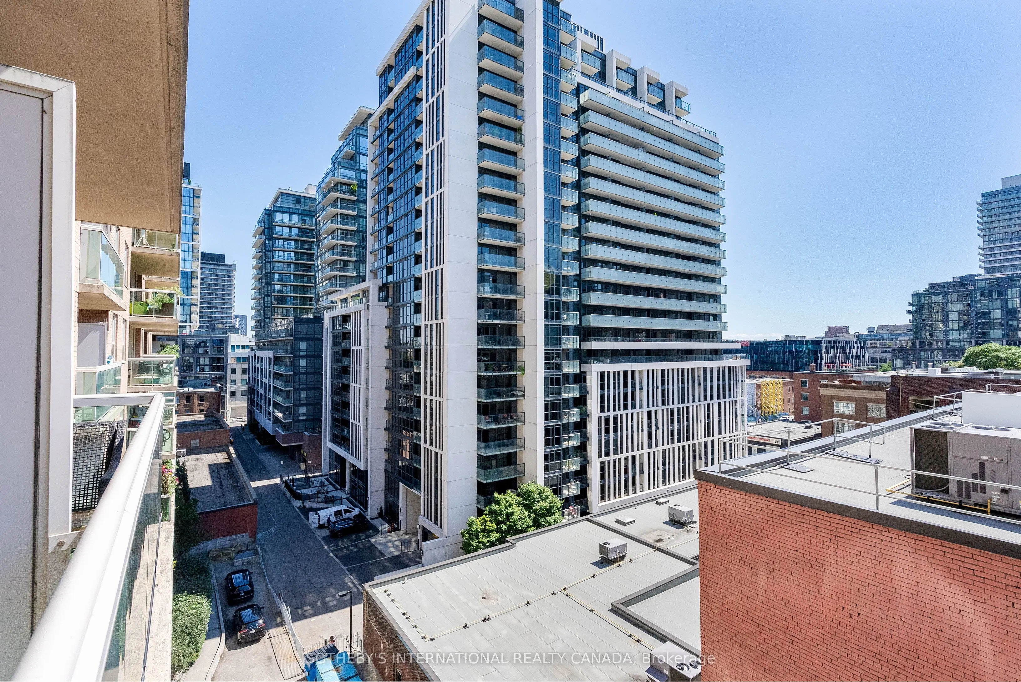 313 Richmond Street E, #858