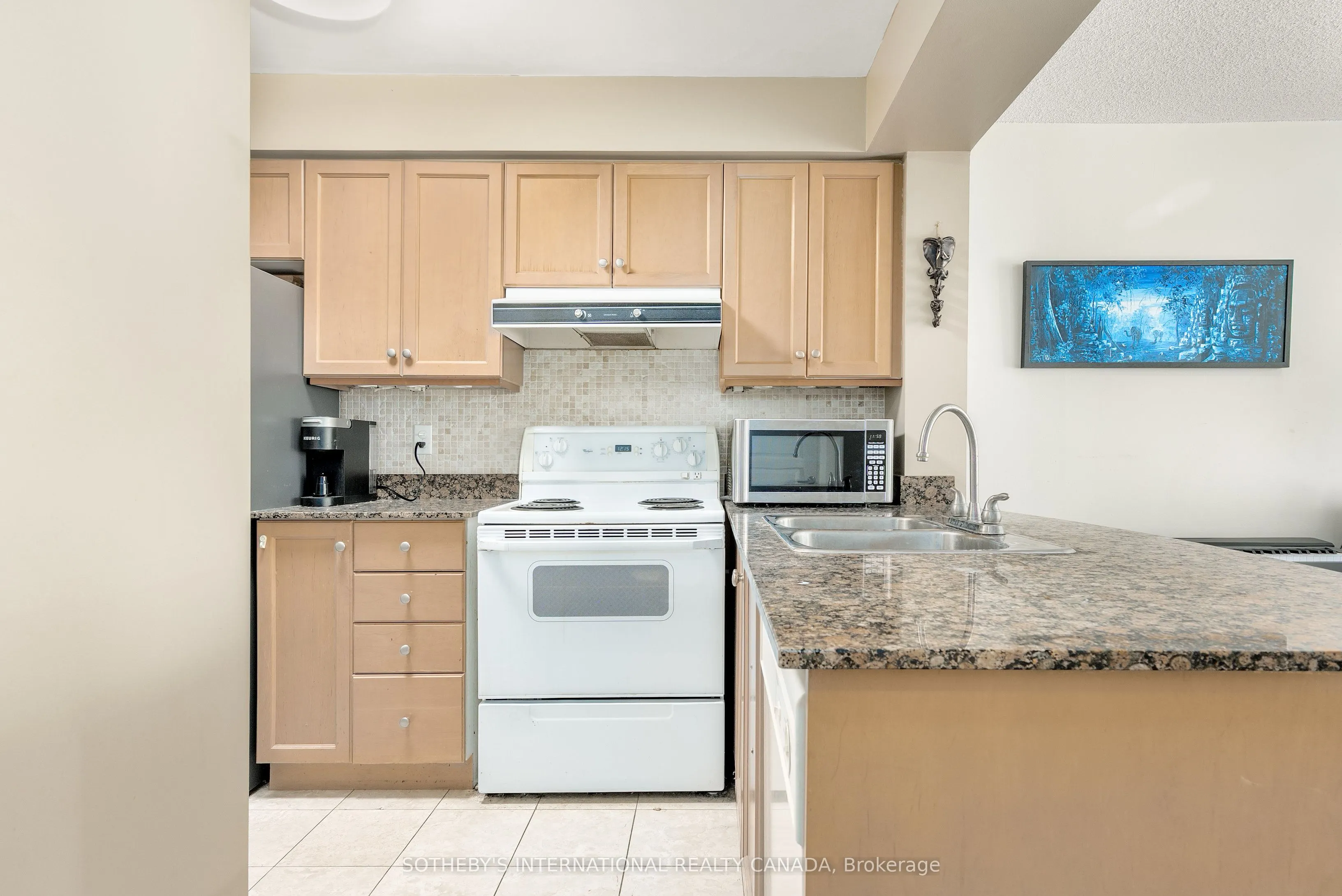 313 Richmond Street E, #858