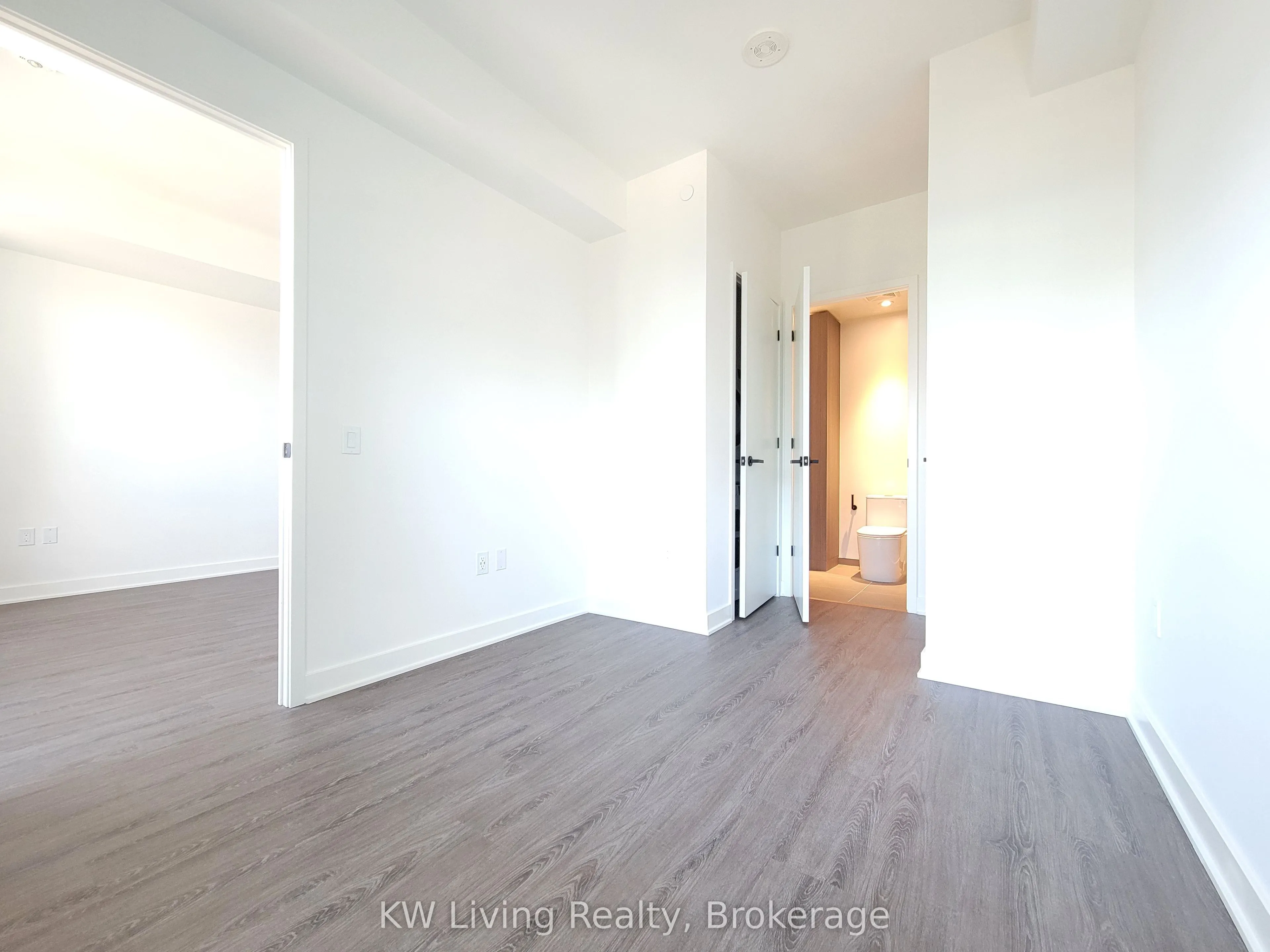 55 Charles Street, #2913