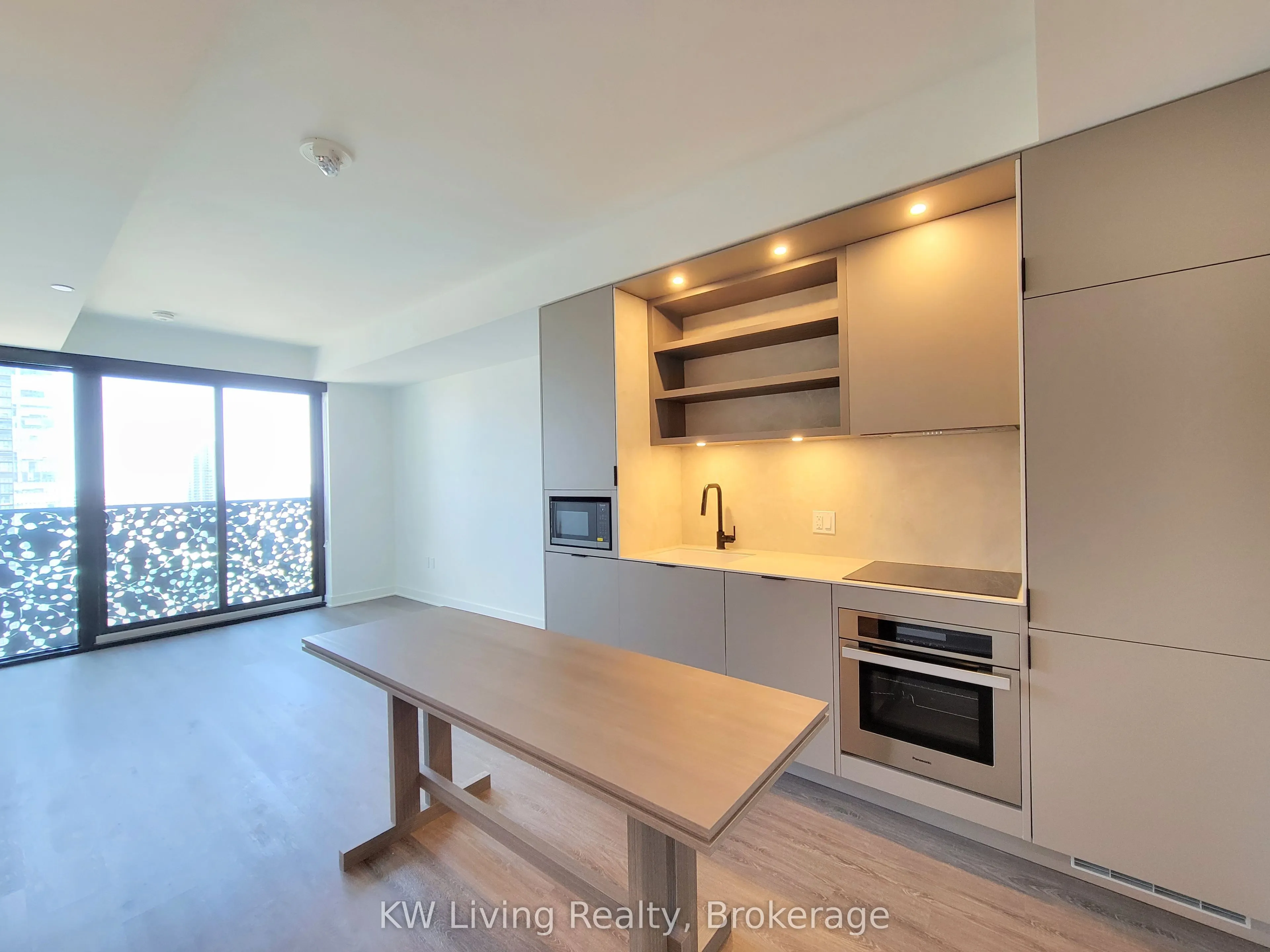 55 Charles Street, #2913