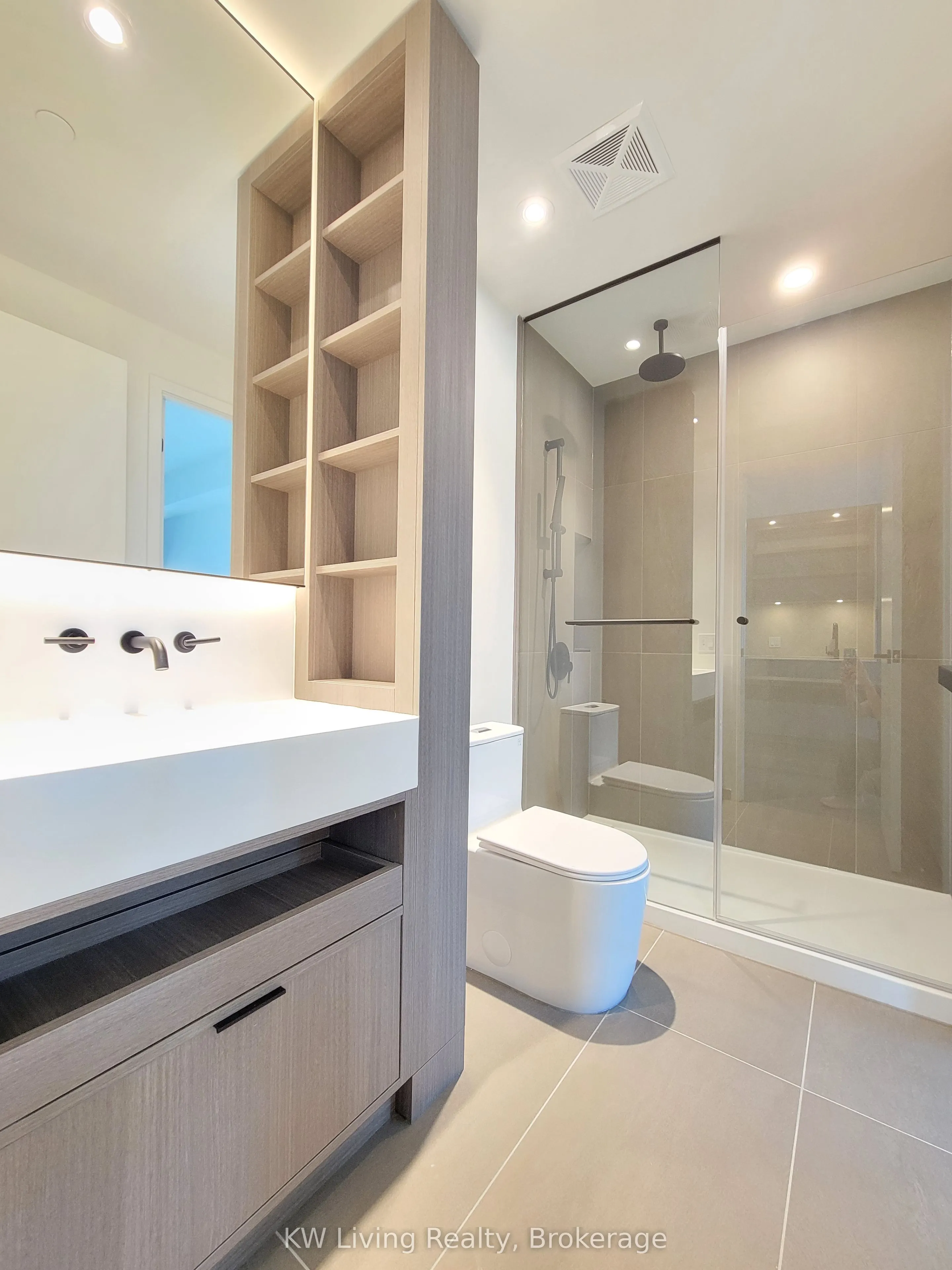 55 Charles Street, #2913