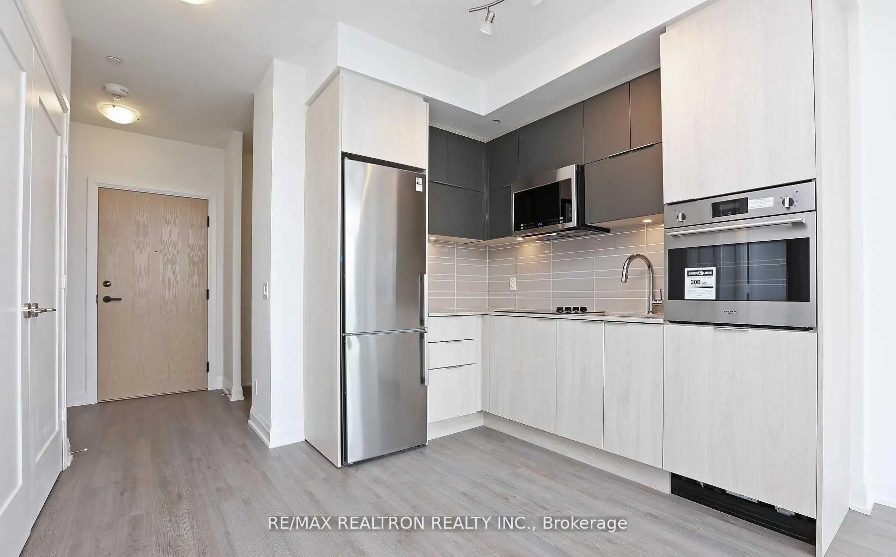 1 Belsize Drive, #811