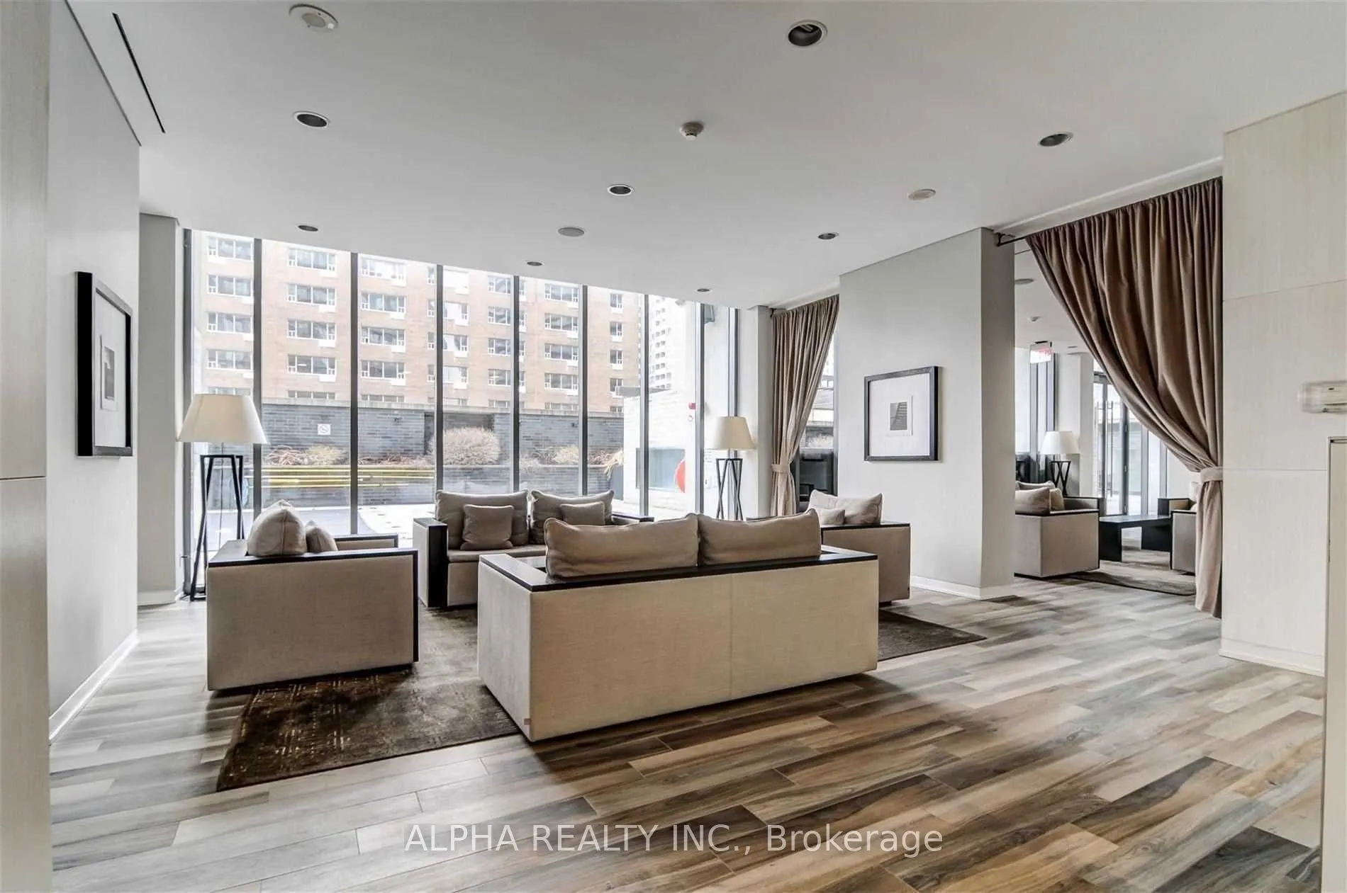 33 Charles Street E, #2509