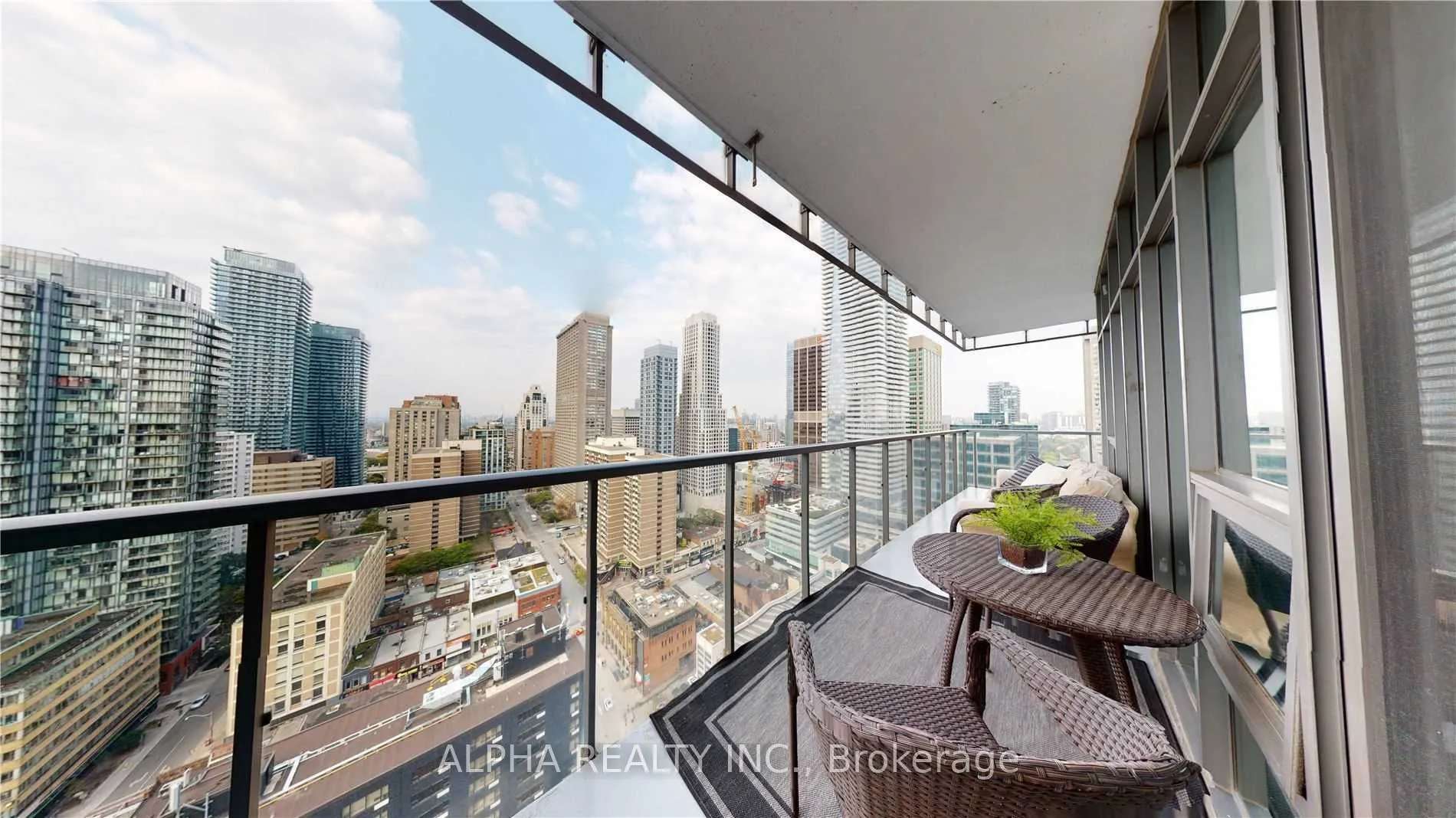 33 Charles Street E, #2509