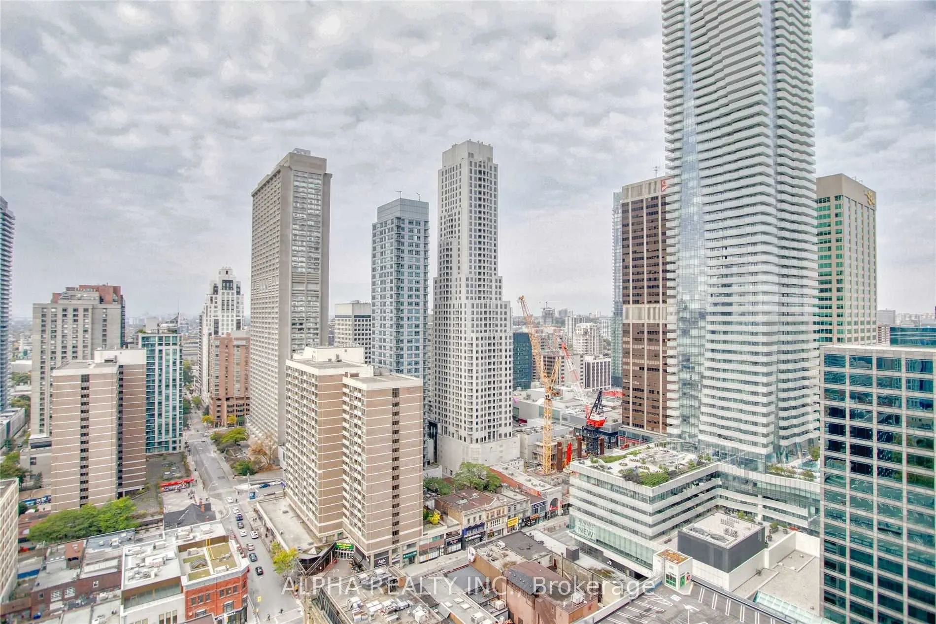 33 Charles Street E, #2509