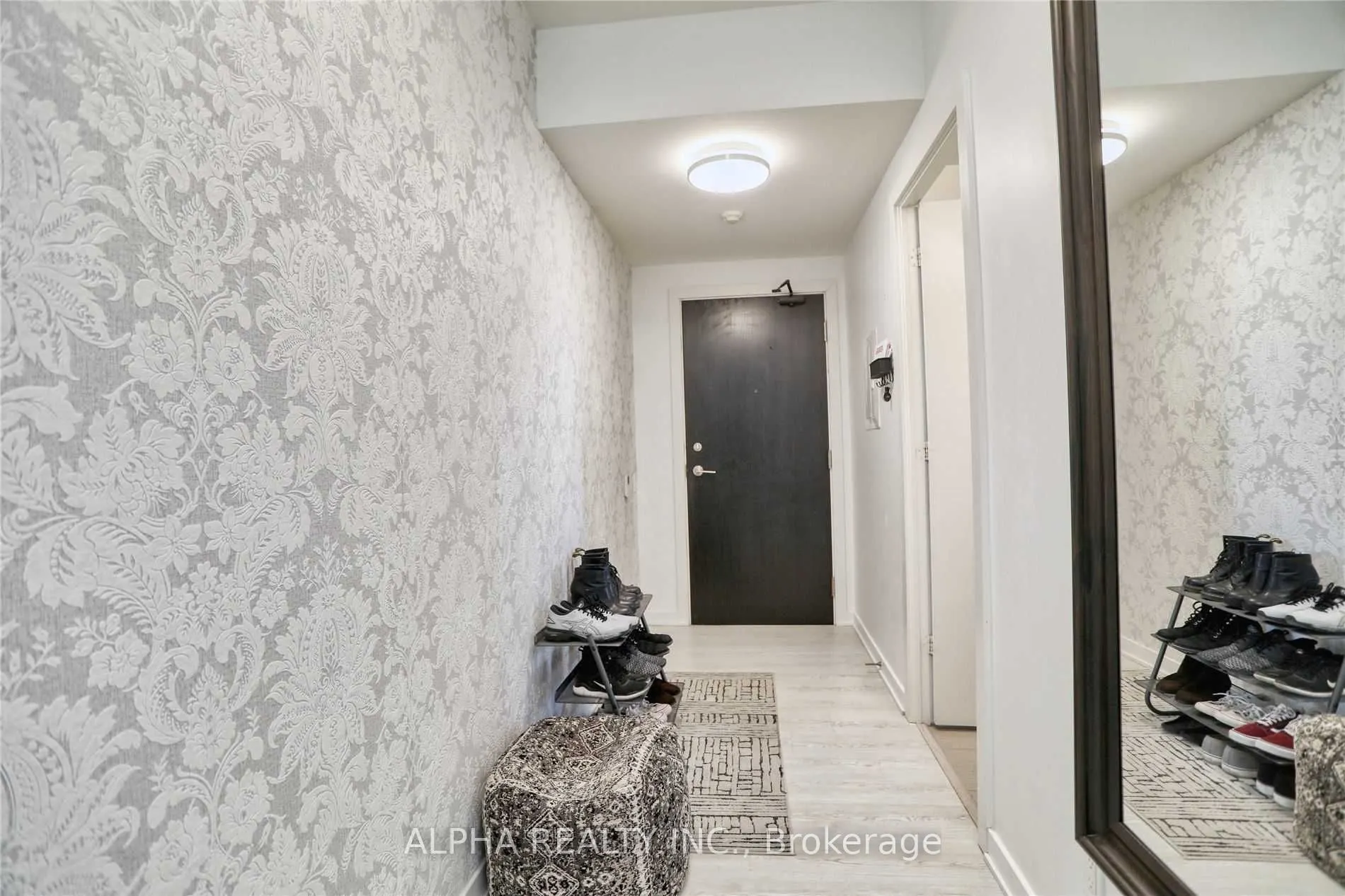 33 Charles Street E, #2509