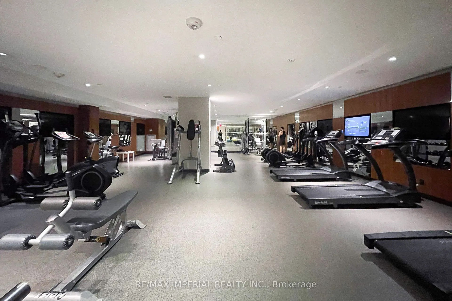 8 mercer Street, #17