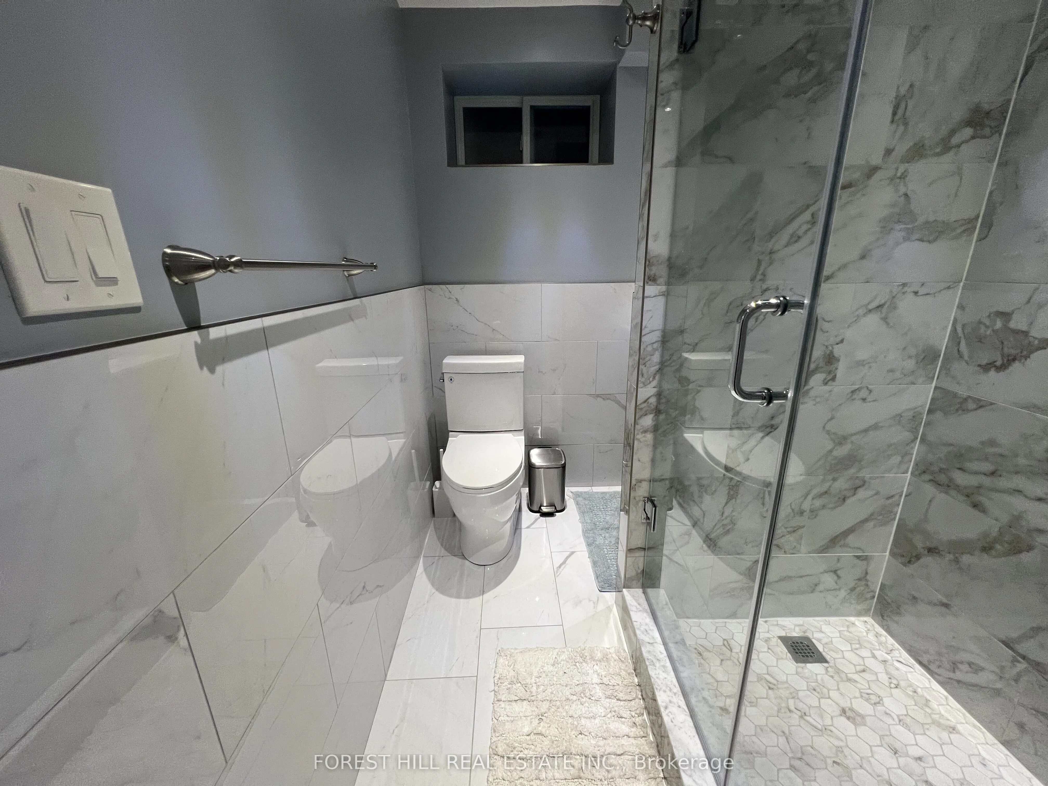 168 TYRREL Avenue W, #LOWER
