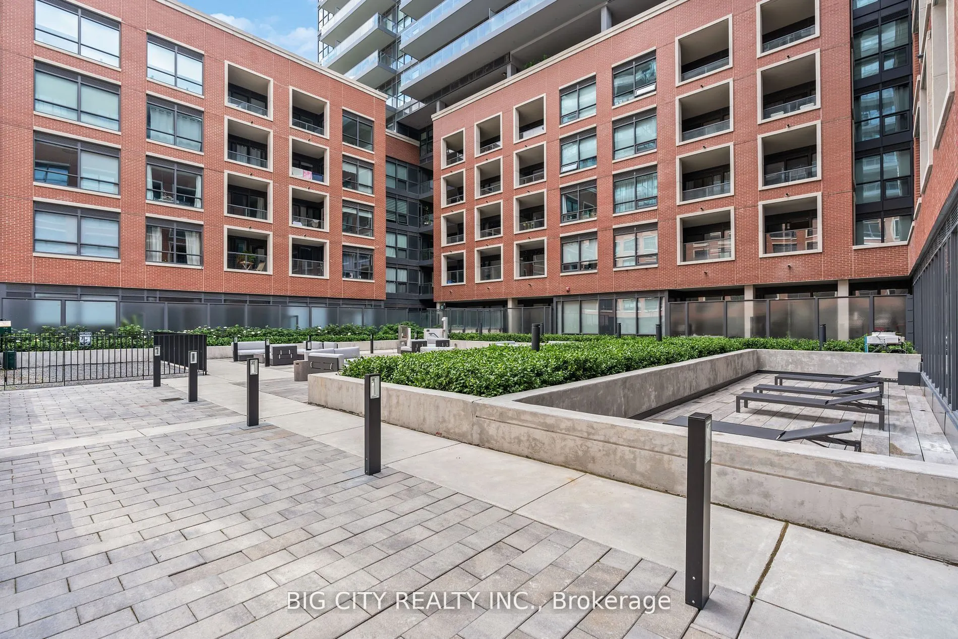 33 Frederick Todd Way, #TH03