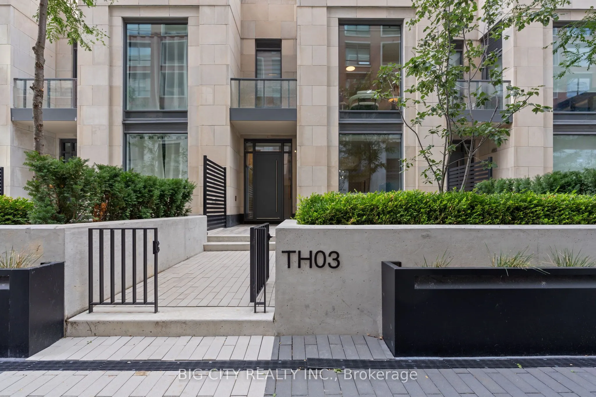 33 Frederick Todd Way, #TH03
