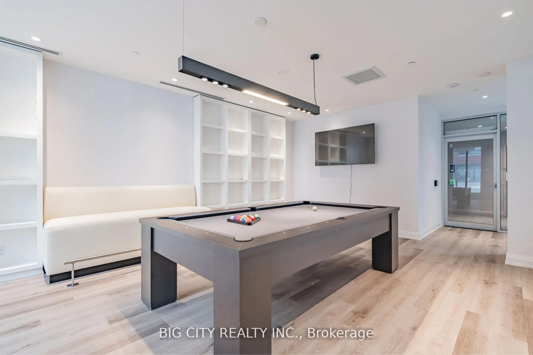 33 Frederick Todd Way, #TH03