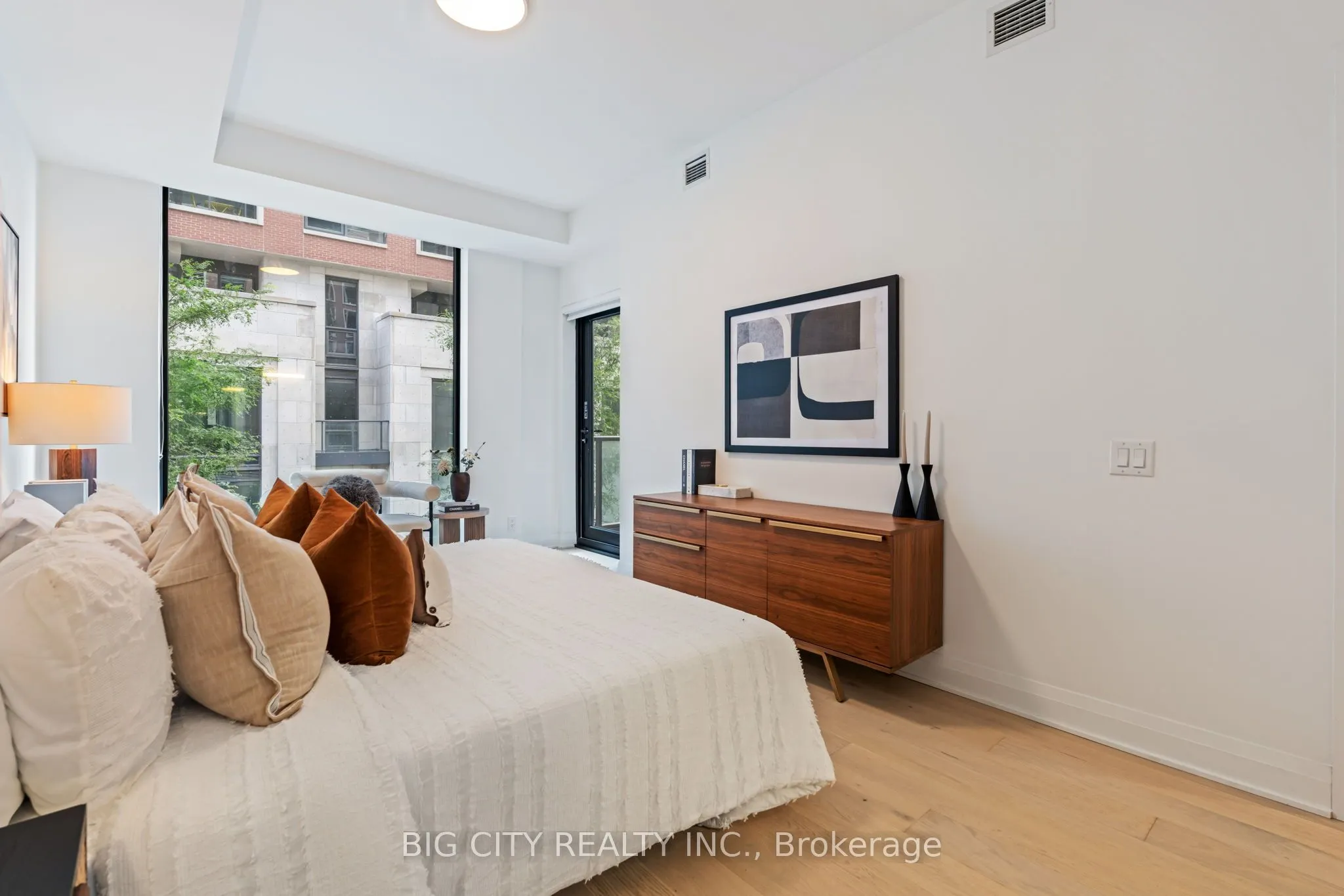 33 Frederick Todd Way, #TH03