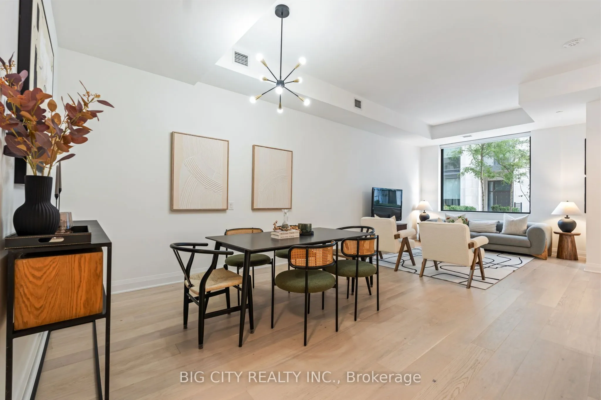 33 Frederick Todd Way, #TH03