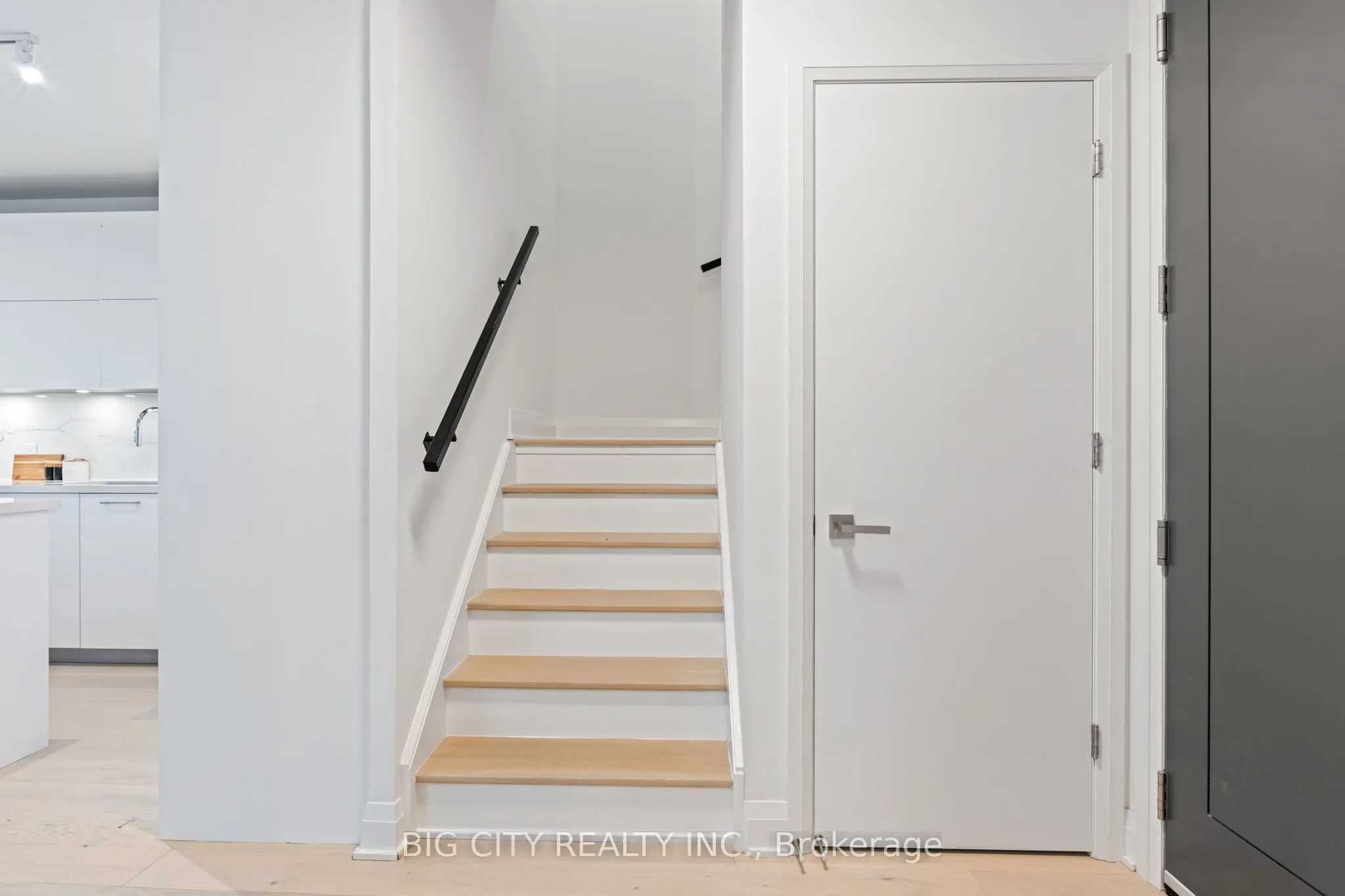 33 Frederick Todd Way, #TH03