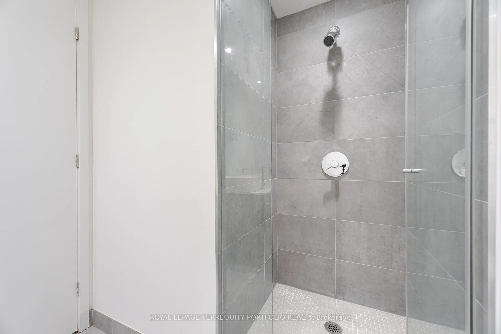 60 Colborne Street, #1608