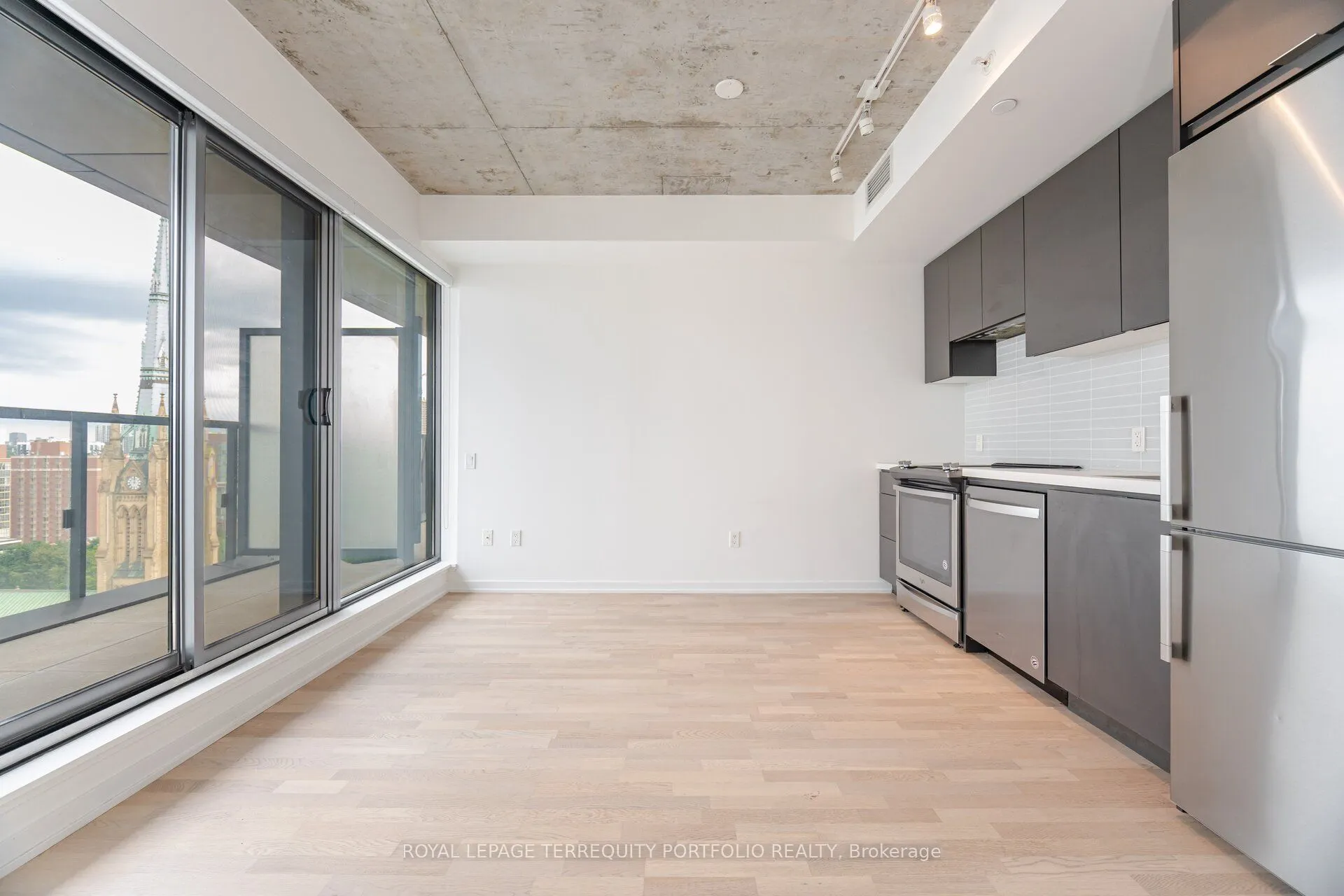 60 Colborne Street, #1608