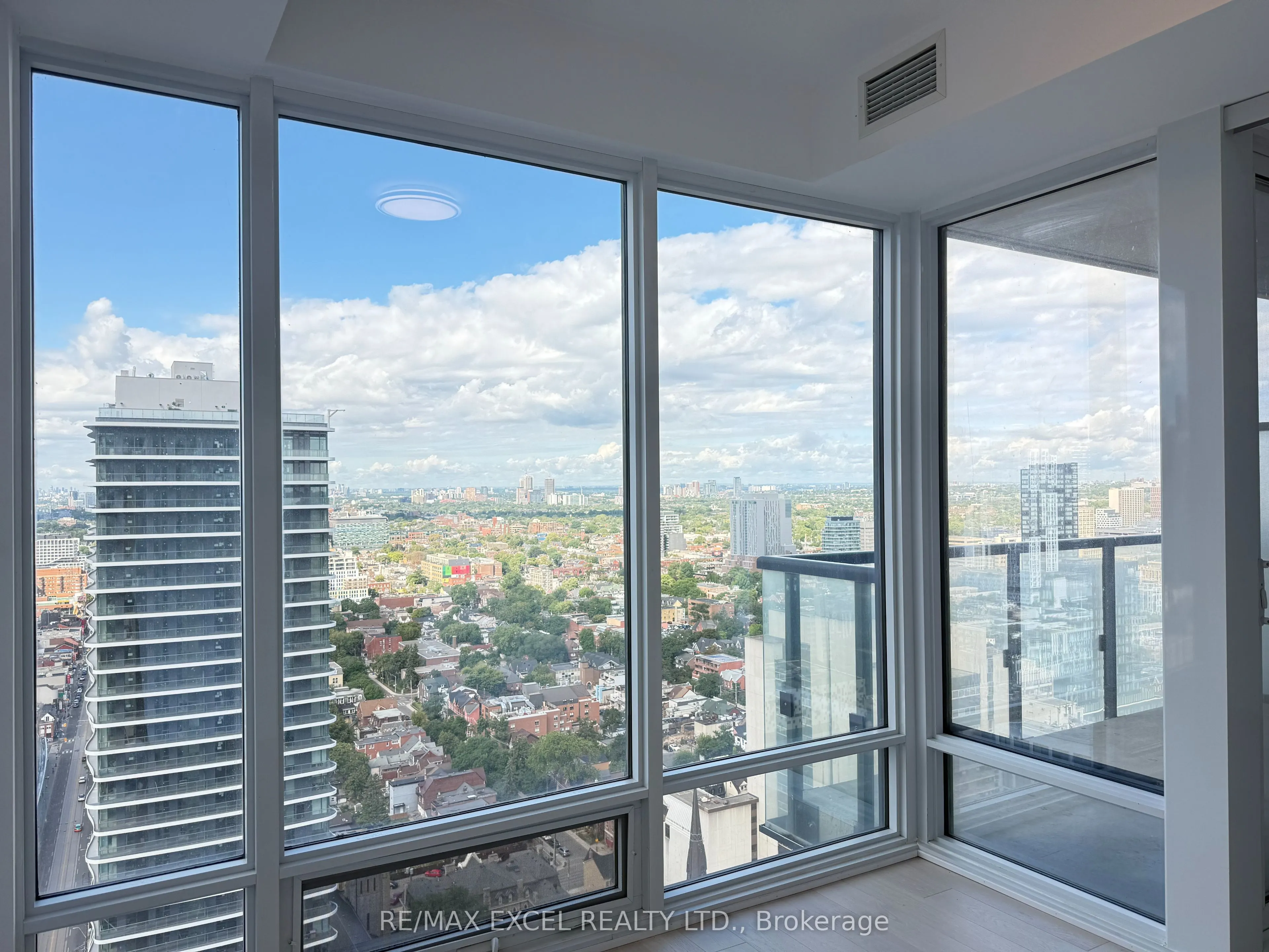 488 University Avenue, #2311