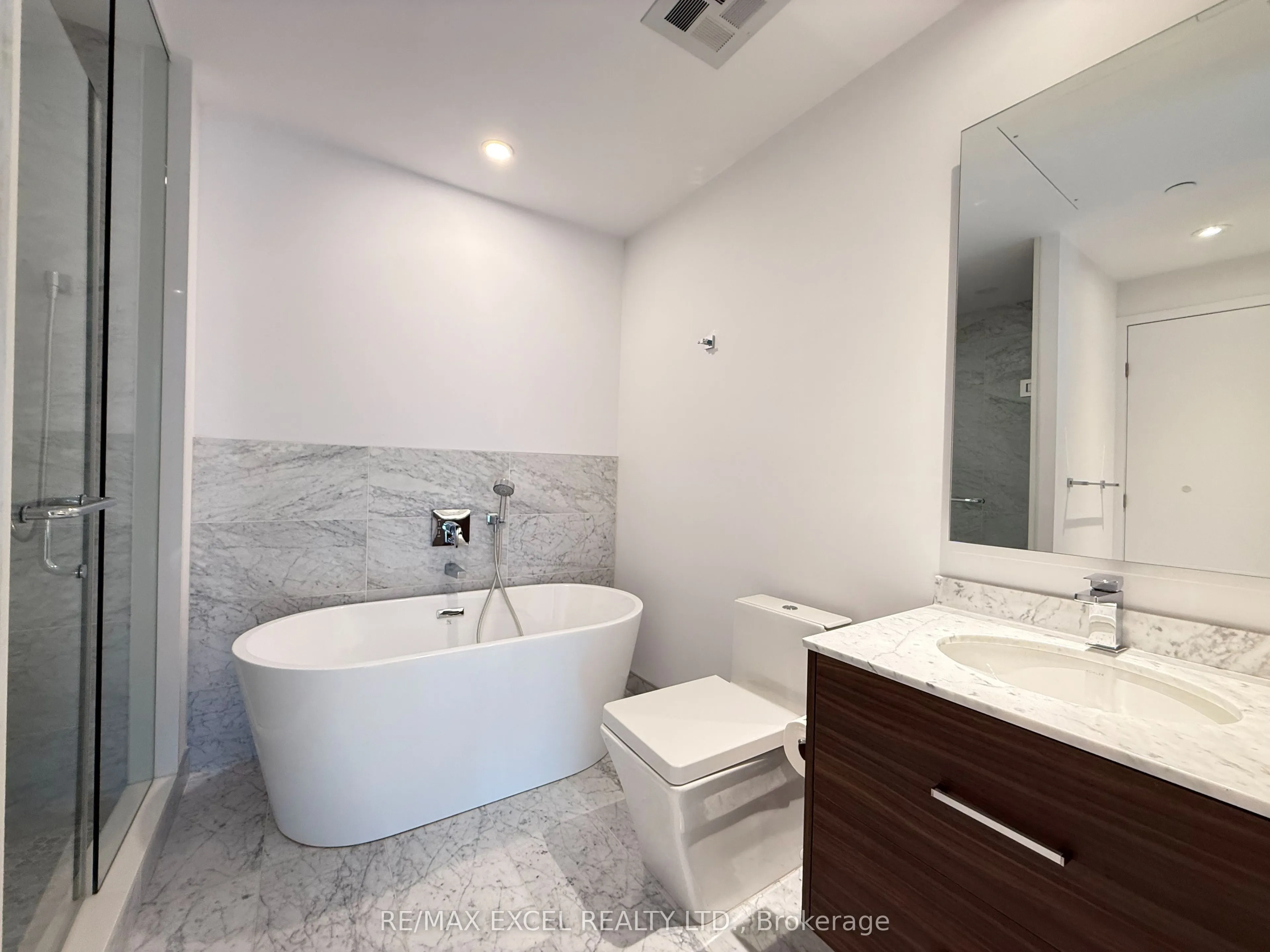 488 University Avenue, #2311