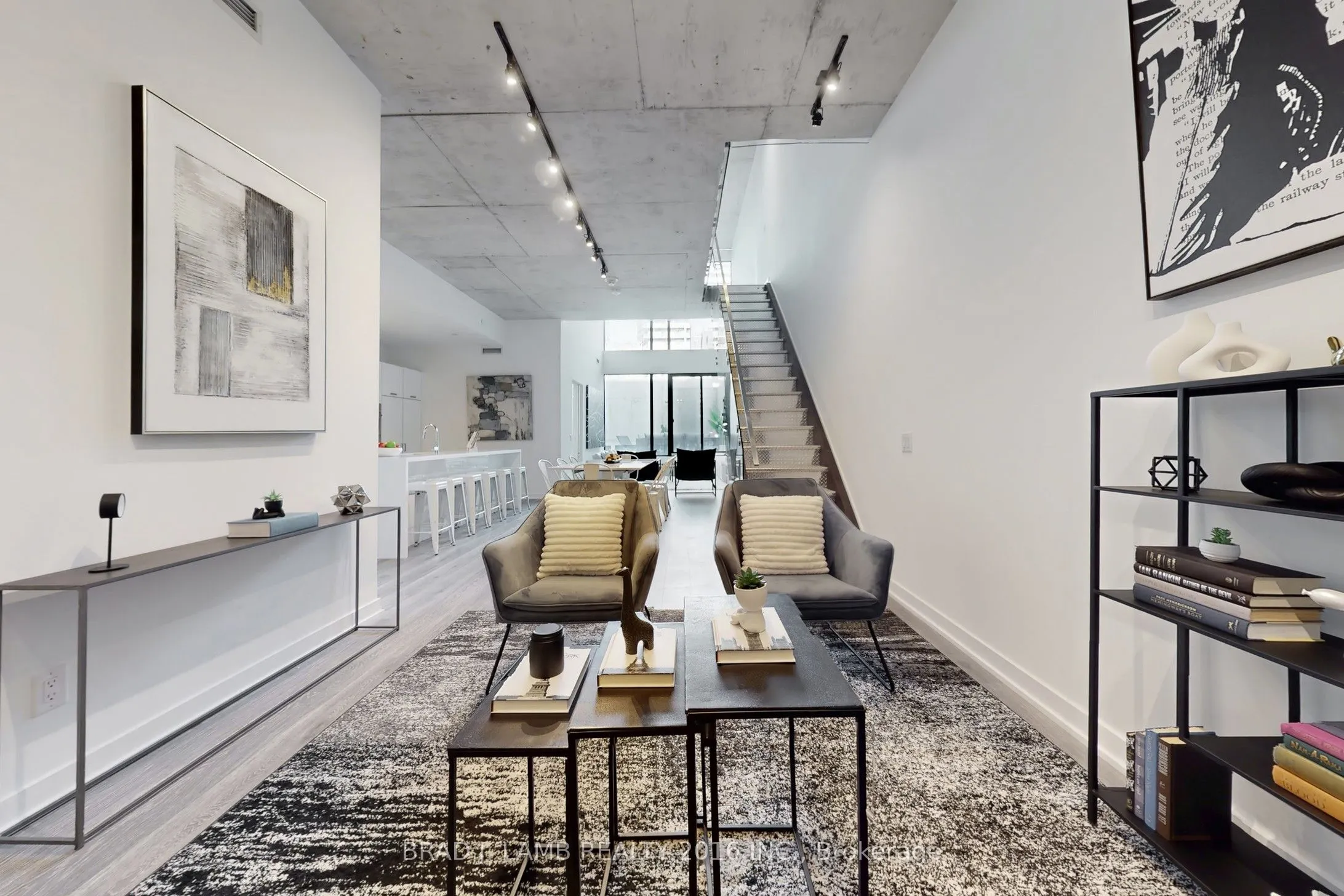 55 Ontario Street, #101