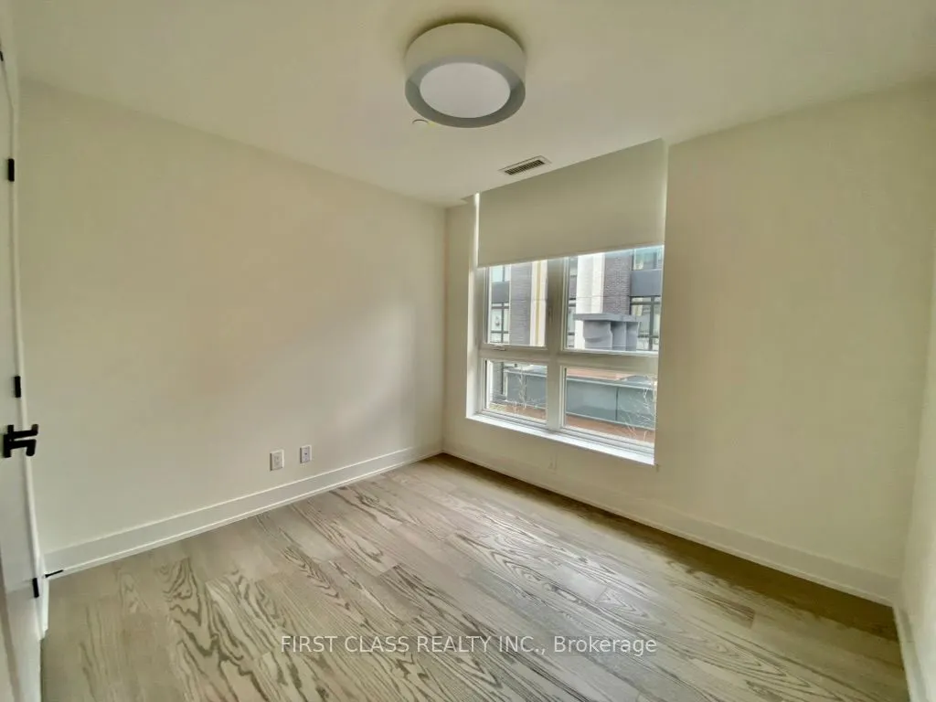 55 Nicholas Avenue, #Th12
