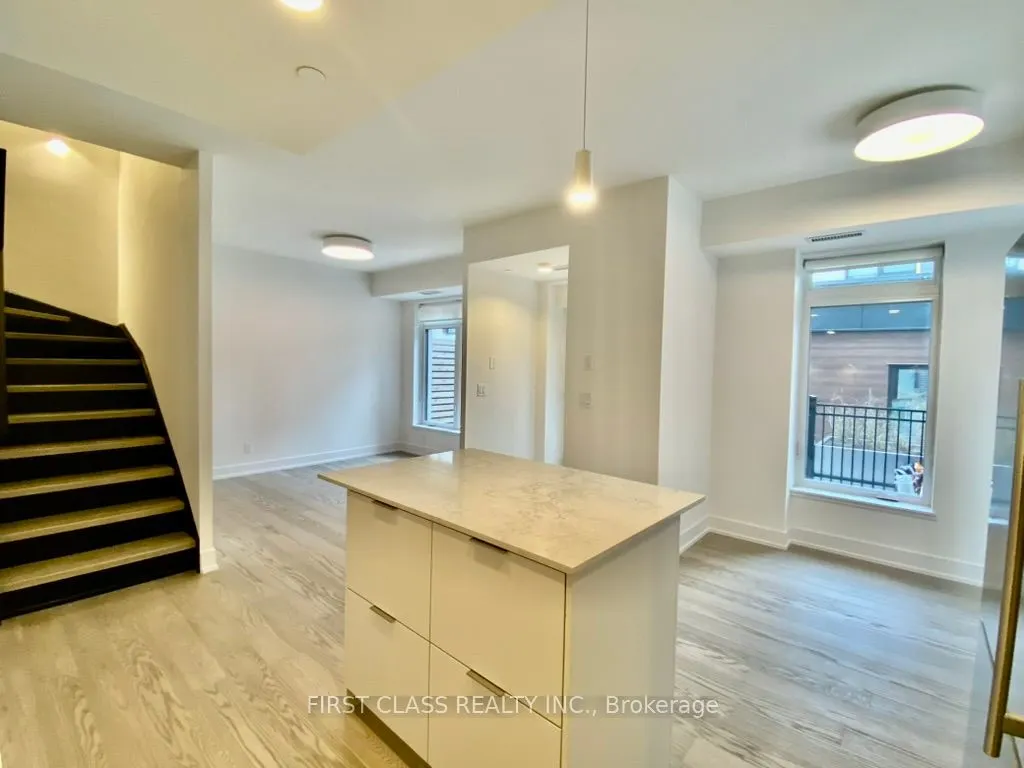 55 Nicholas Avenue, #Th12