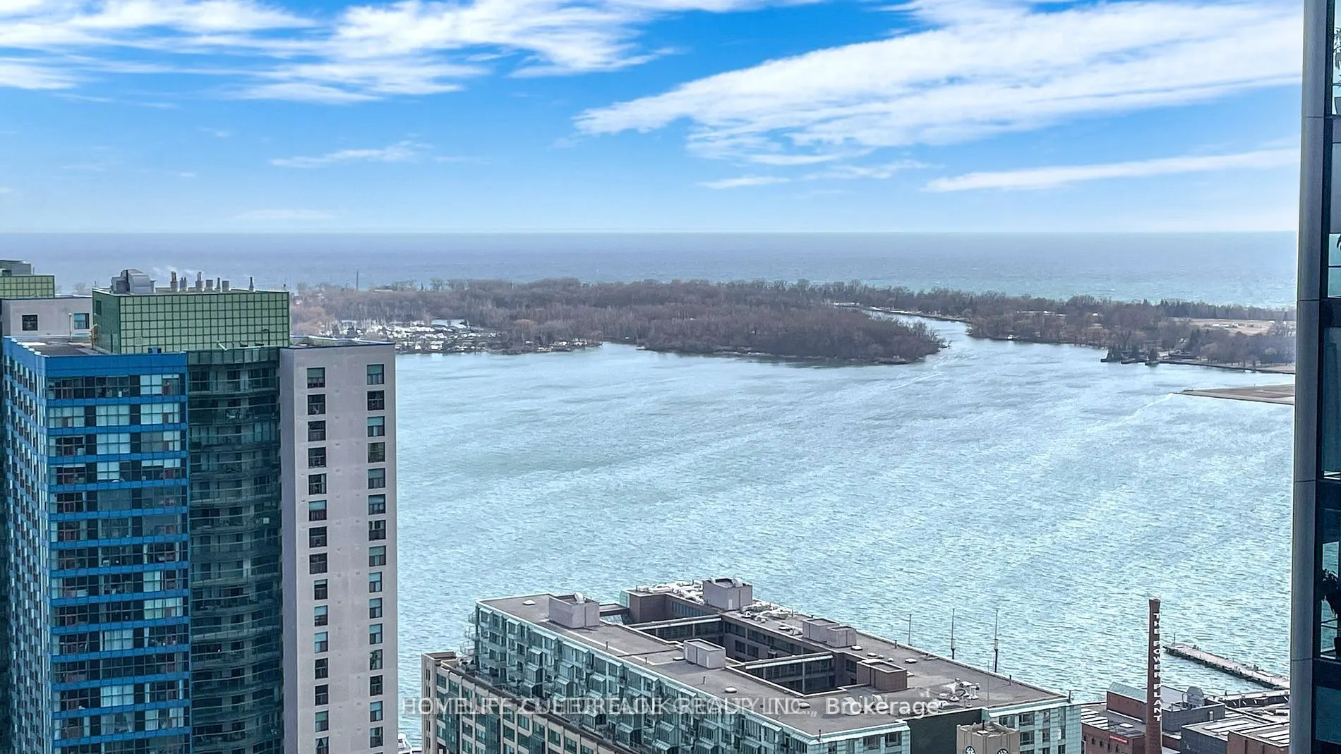 100 Harbour Street, #3907